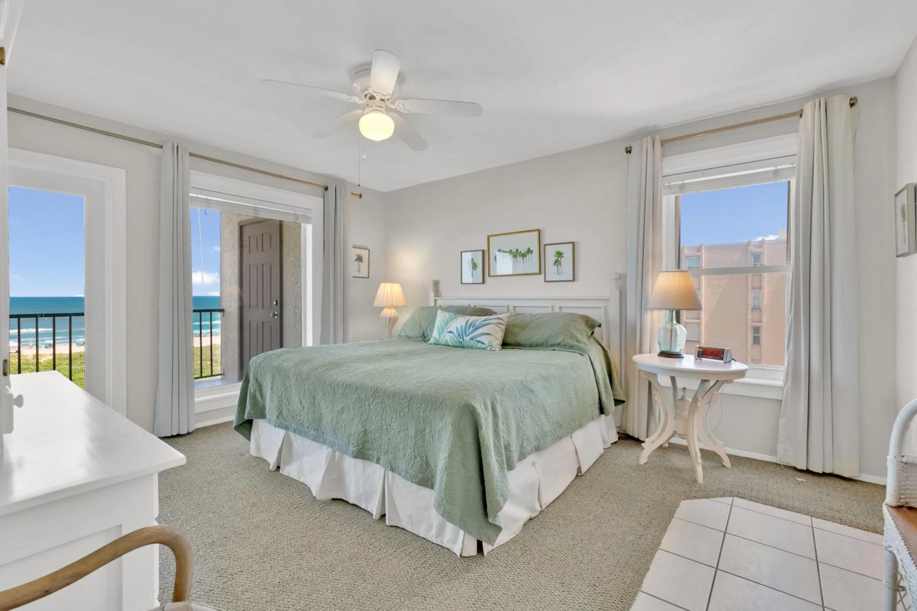 Bedroom, Bed in Beach House Condo Unit #401
