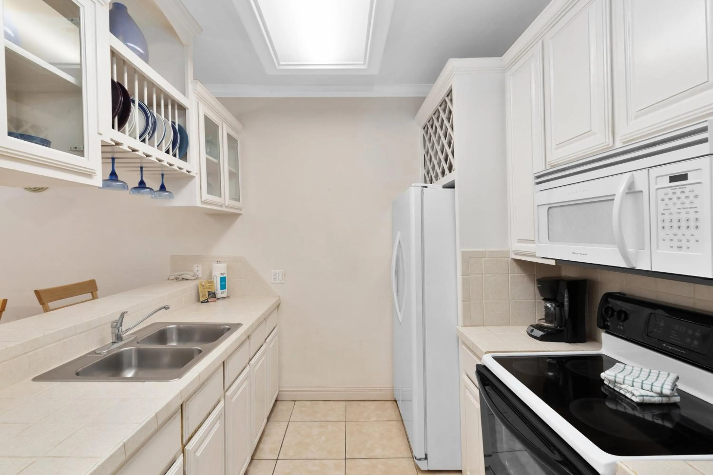 Kitchen or kitchenette in Mar y Sol Condo Unit #3