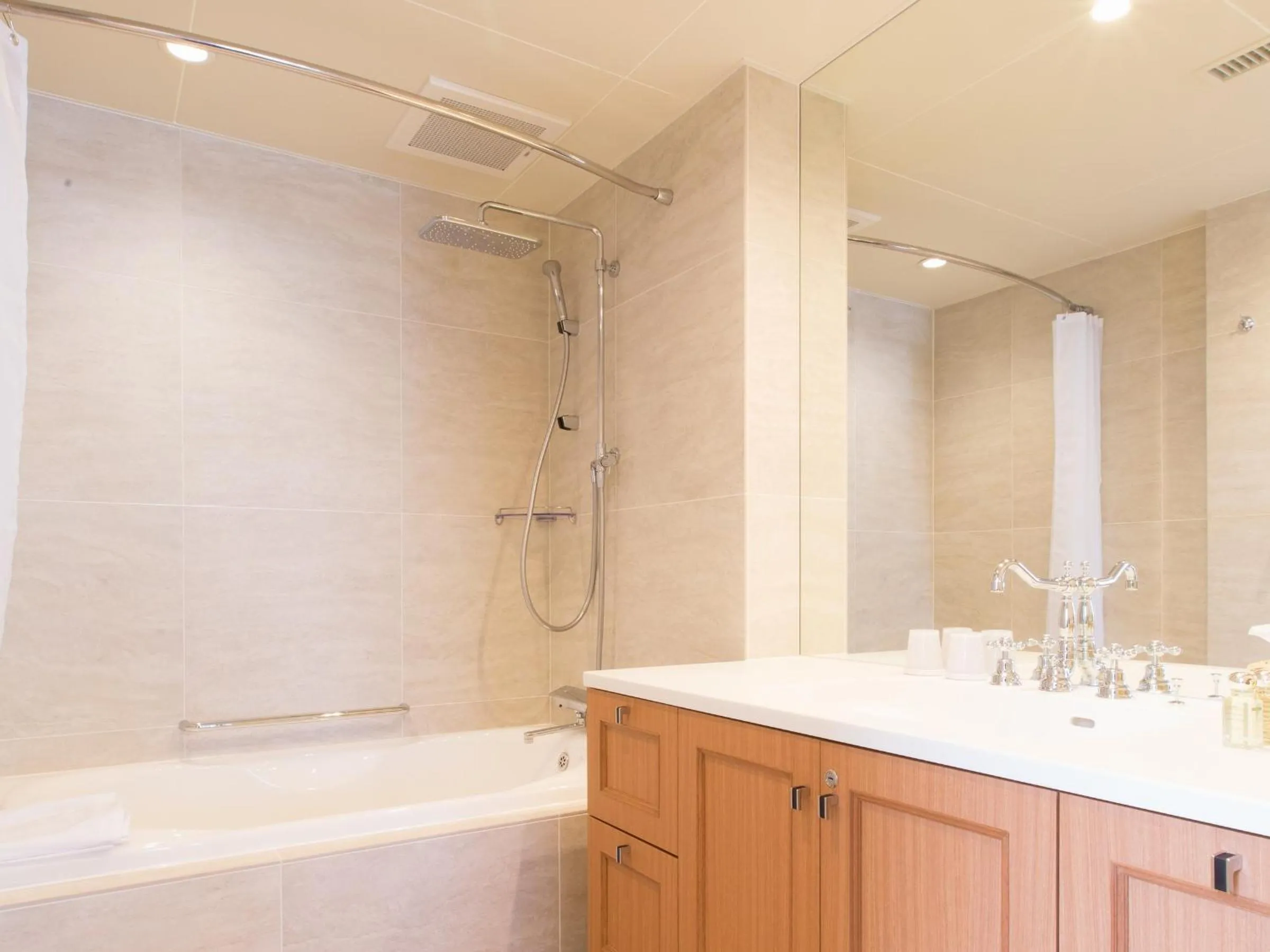 Bathroom in Hotel Shiki Utsubo Park