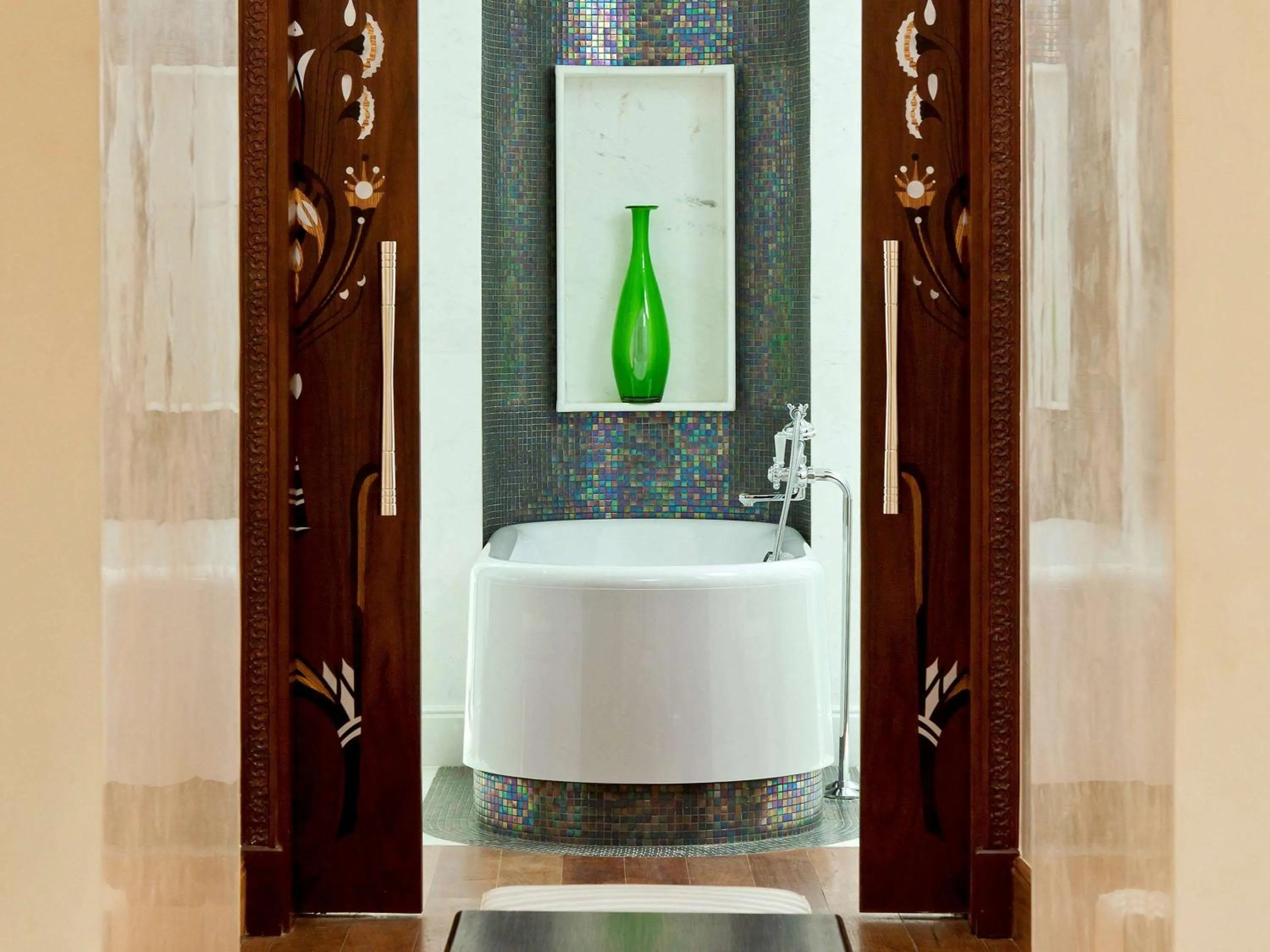 Photo of the whole room in Sofitel Legend Old Cataract