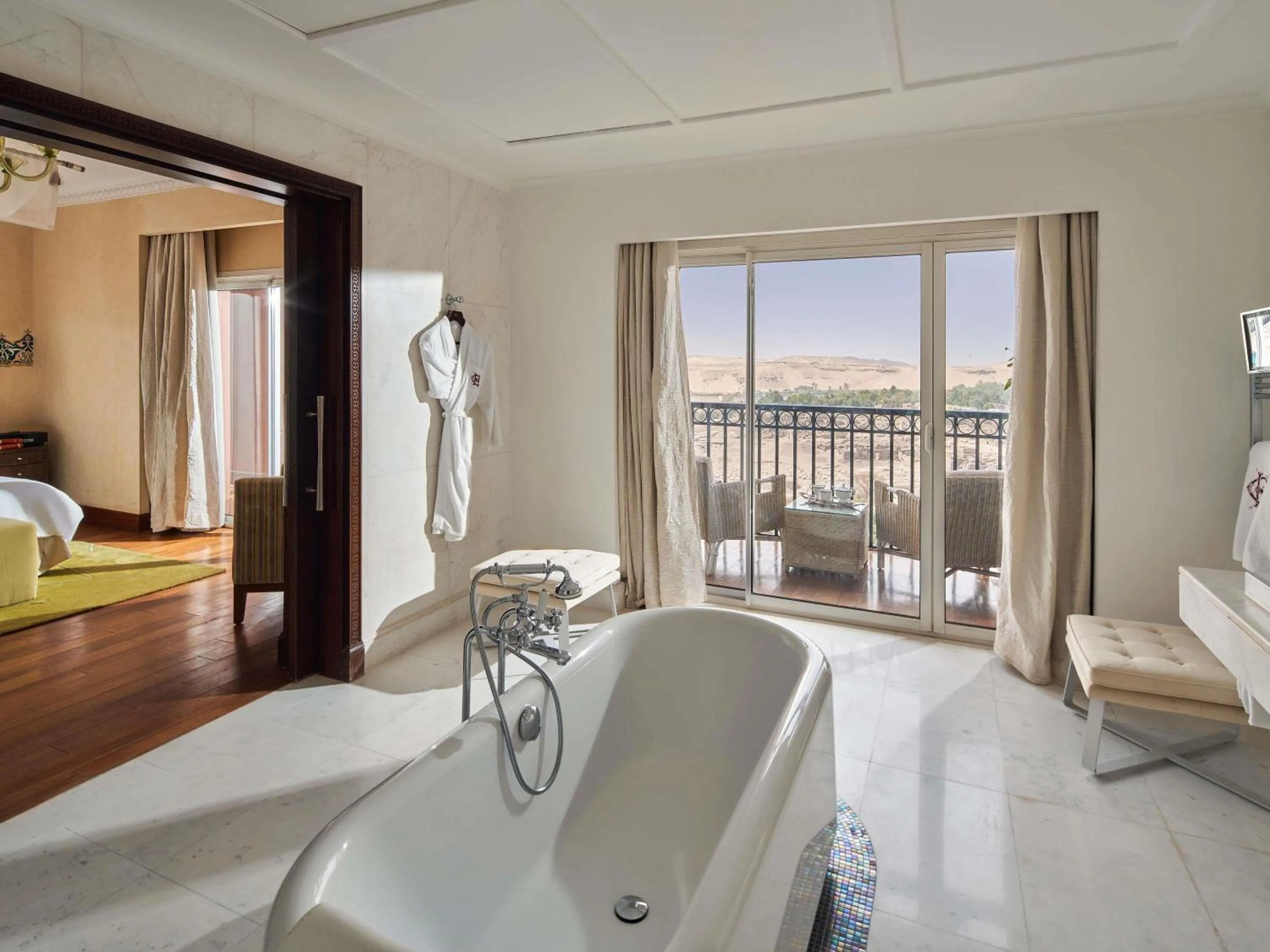 Bedroom, Bed in Sofitel Legend Old Cataract