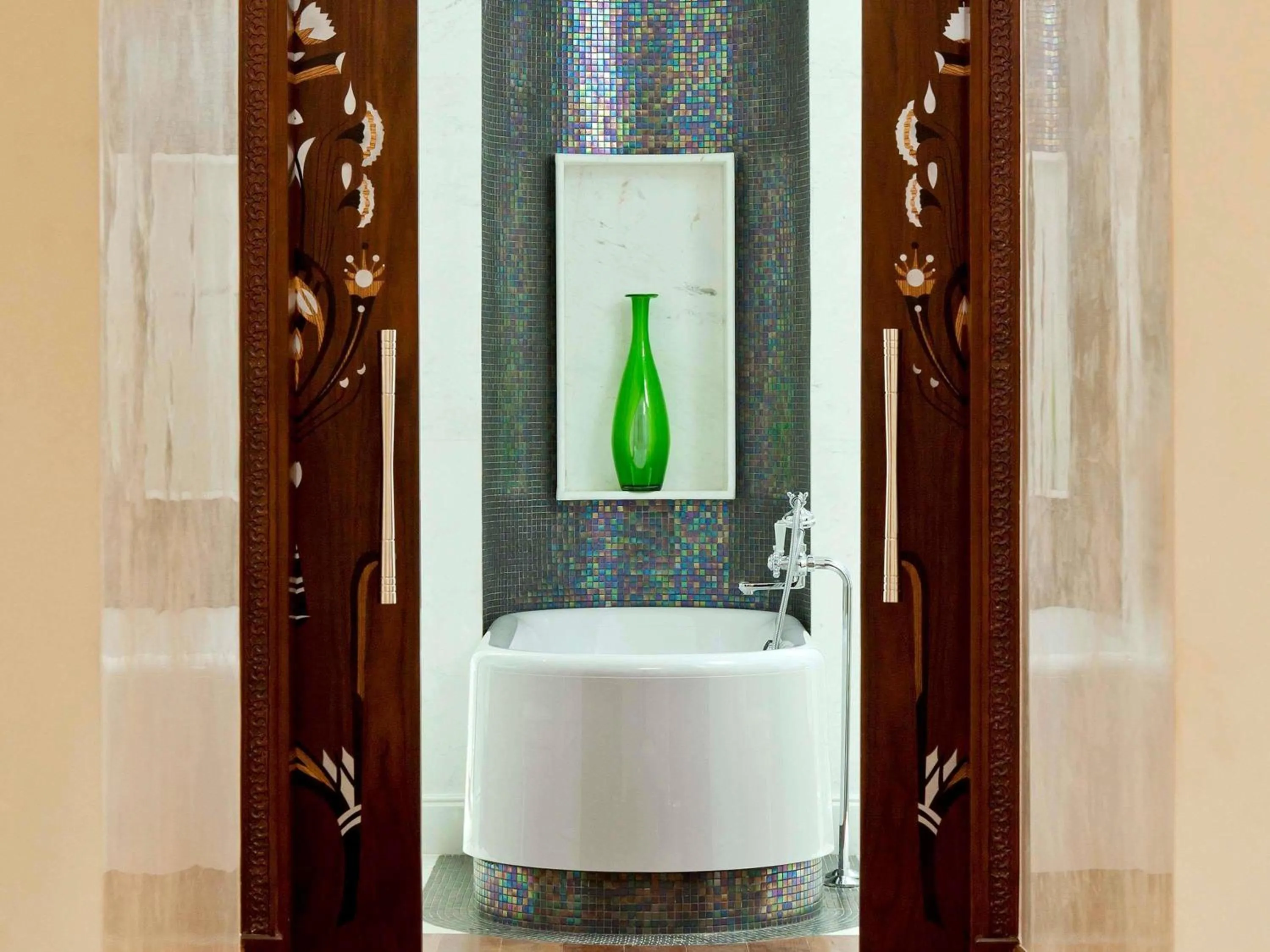 Bedroom in Sofitel Legend Old Cataract