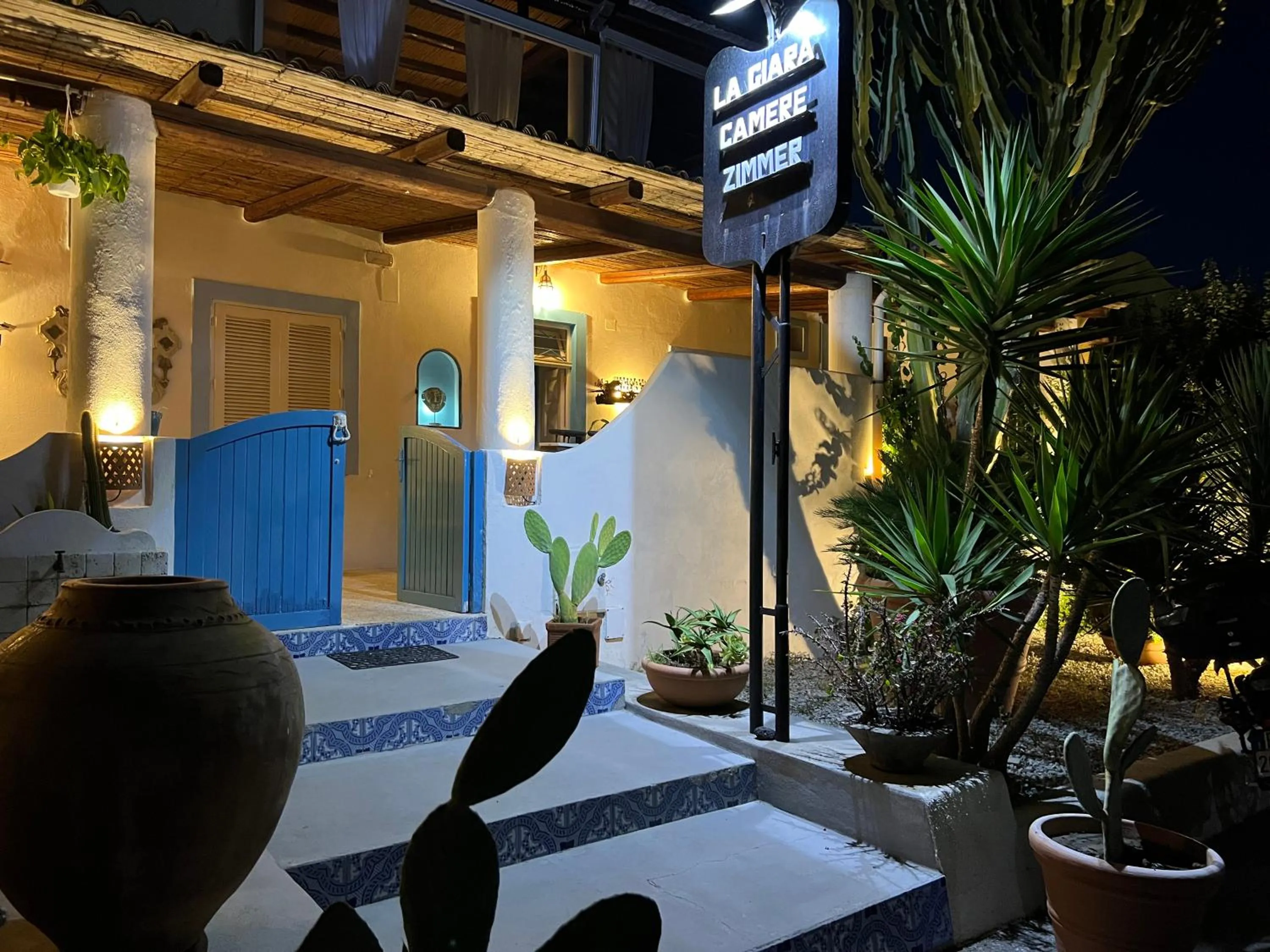 Property building in La Giara