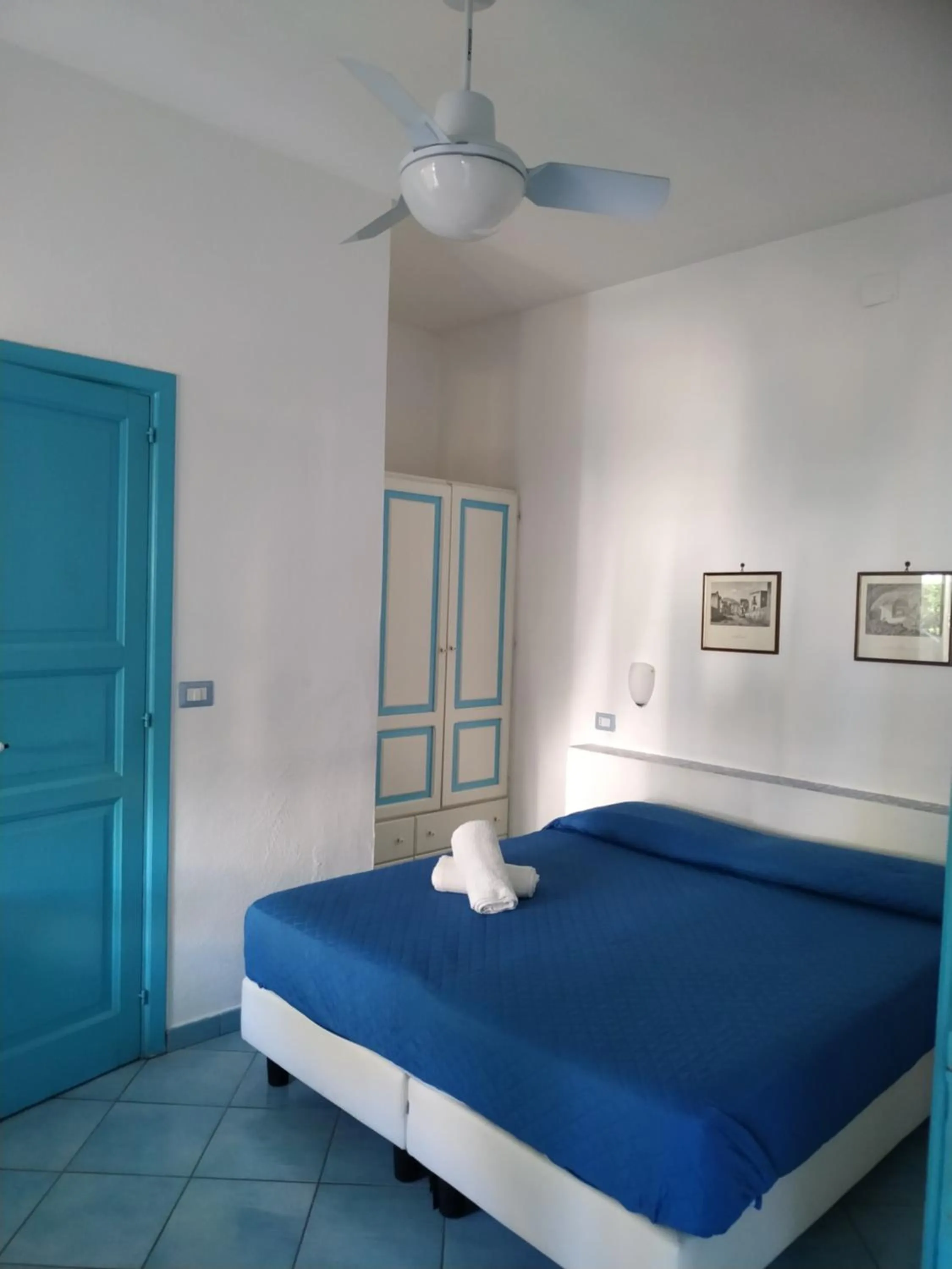 Photo of the whole room in La Giara