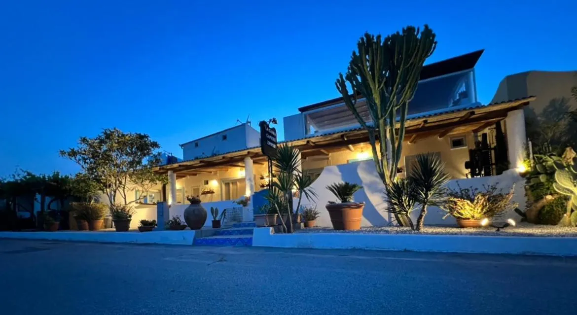 Property building in La Giara