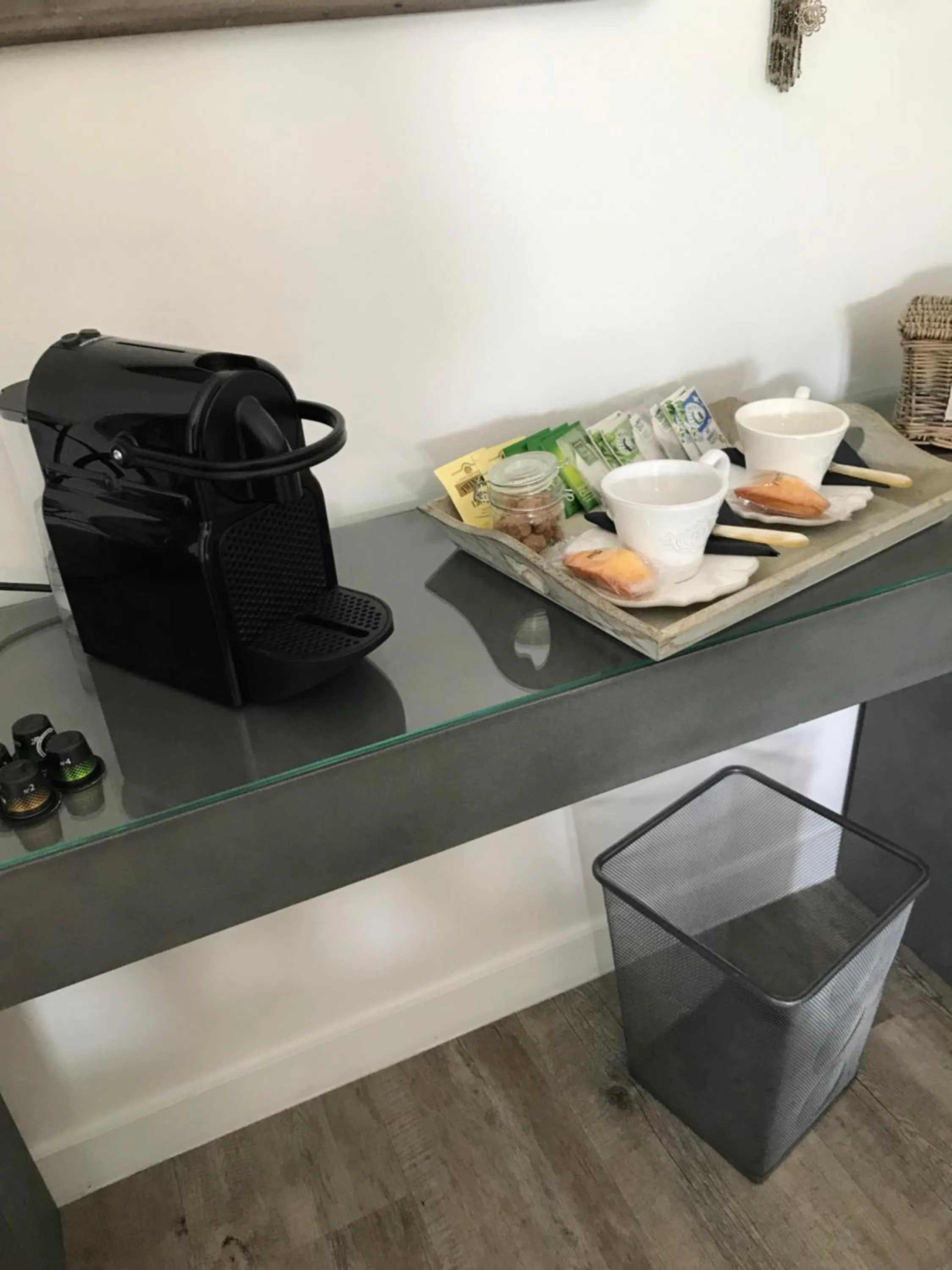 Coffee/tea facilities in La Maison des Eaux Claires