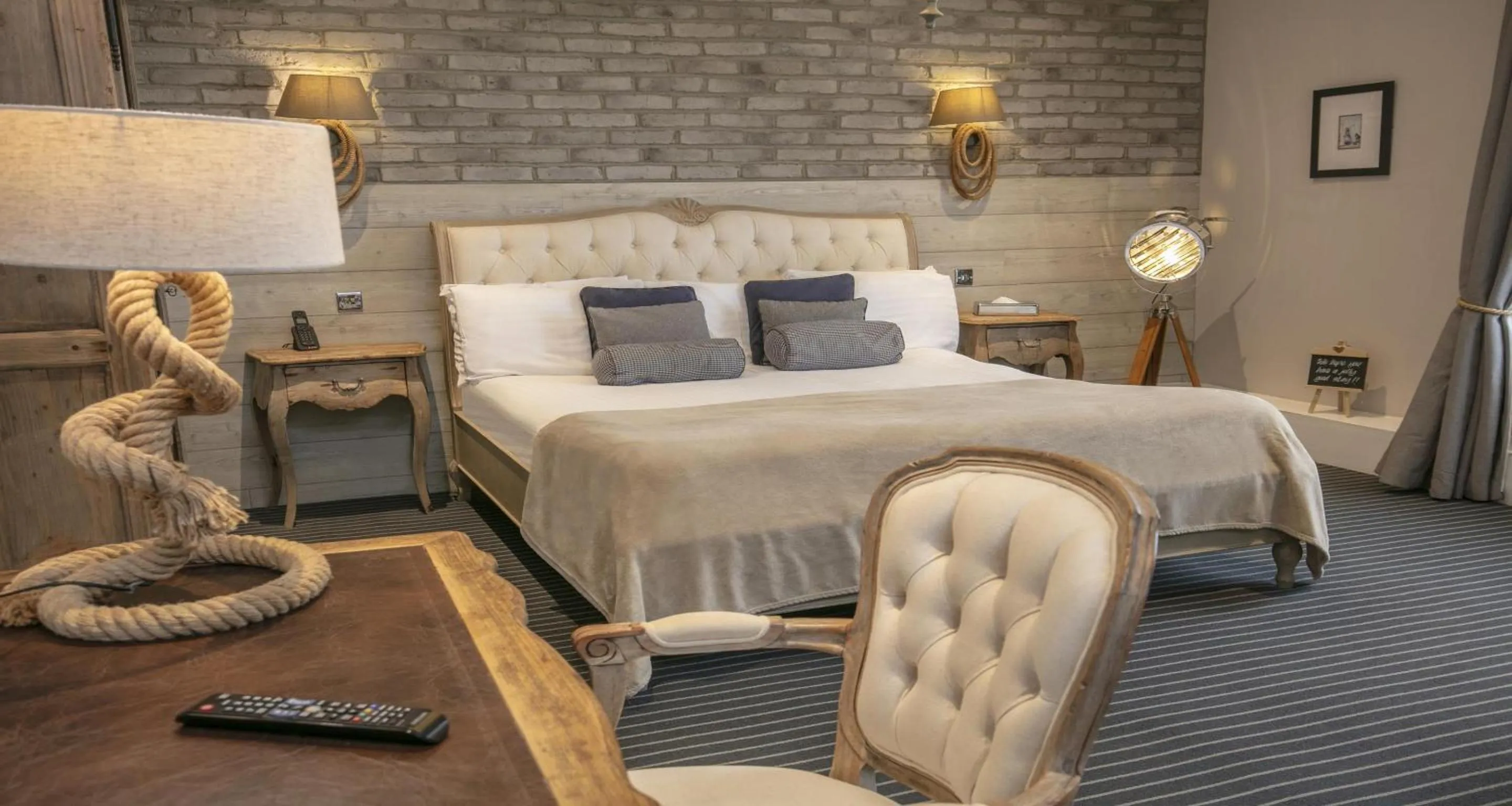 Bedroom, Bed in Roker Hotel BW Premier Collection