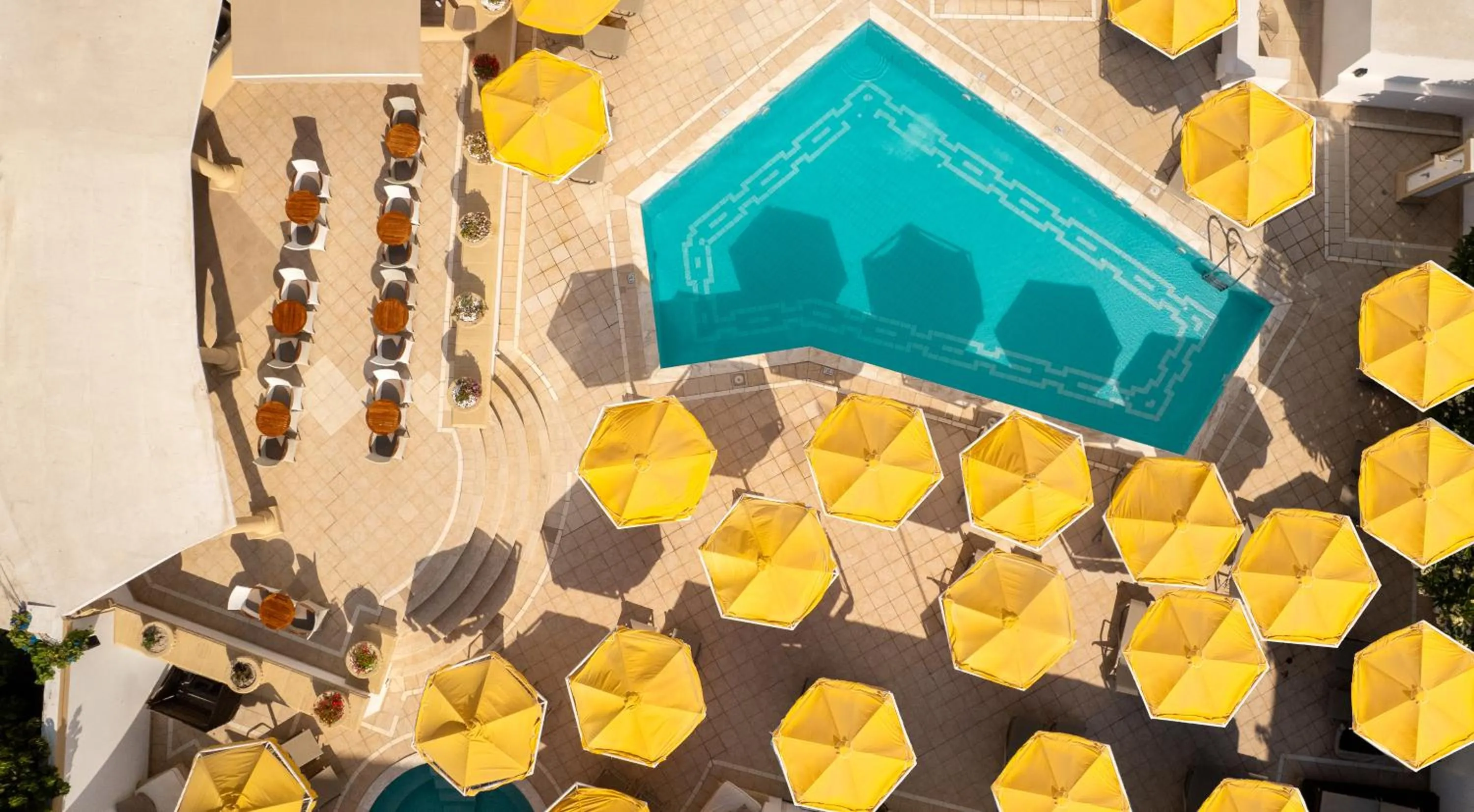 Swimming pool in Canvas by Mitsis Petit Palais