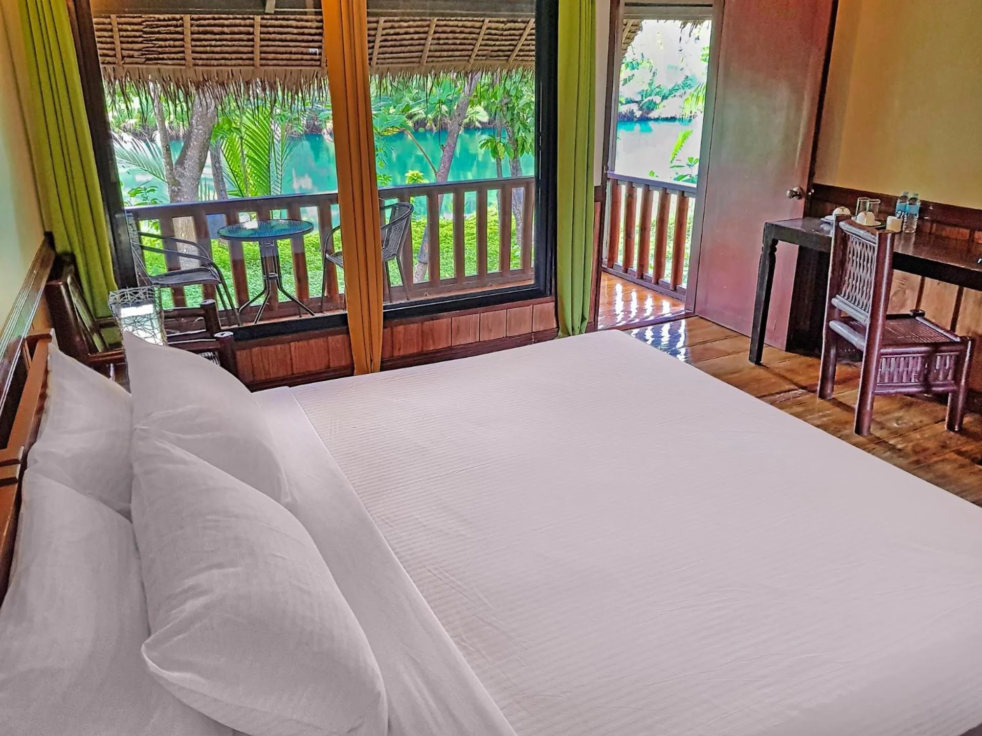 View (from property/room), Bed in Loboc River Resort