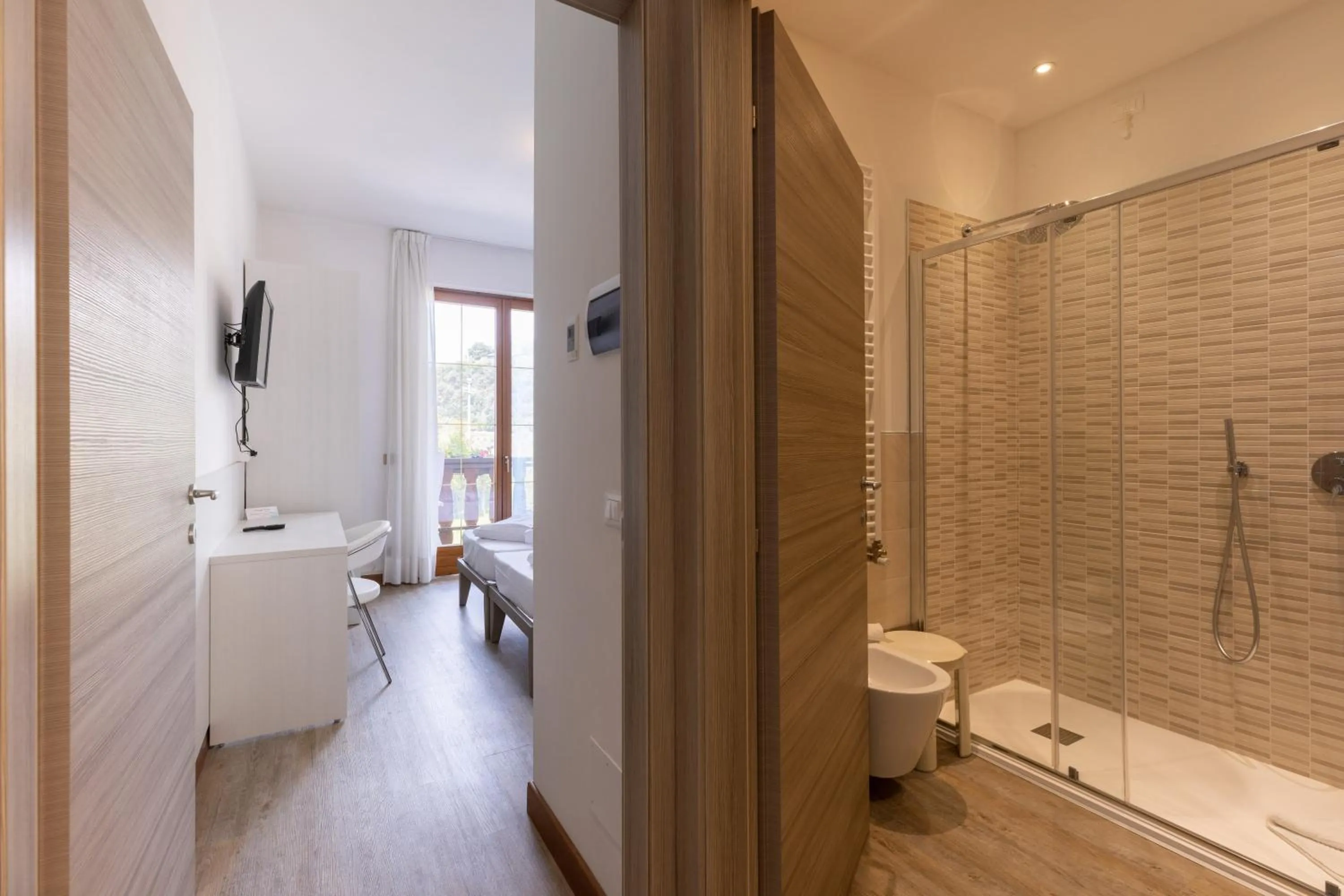 Shower in Park Hotel Val Di Monte ***S