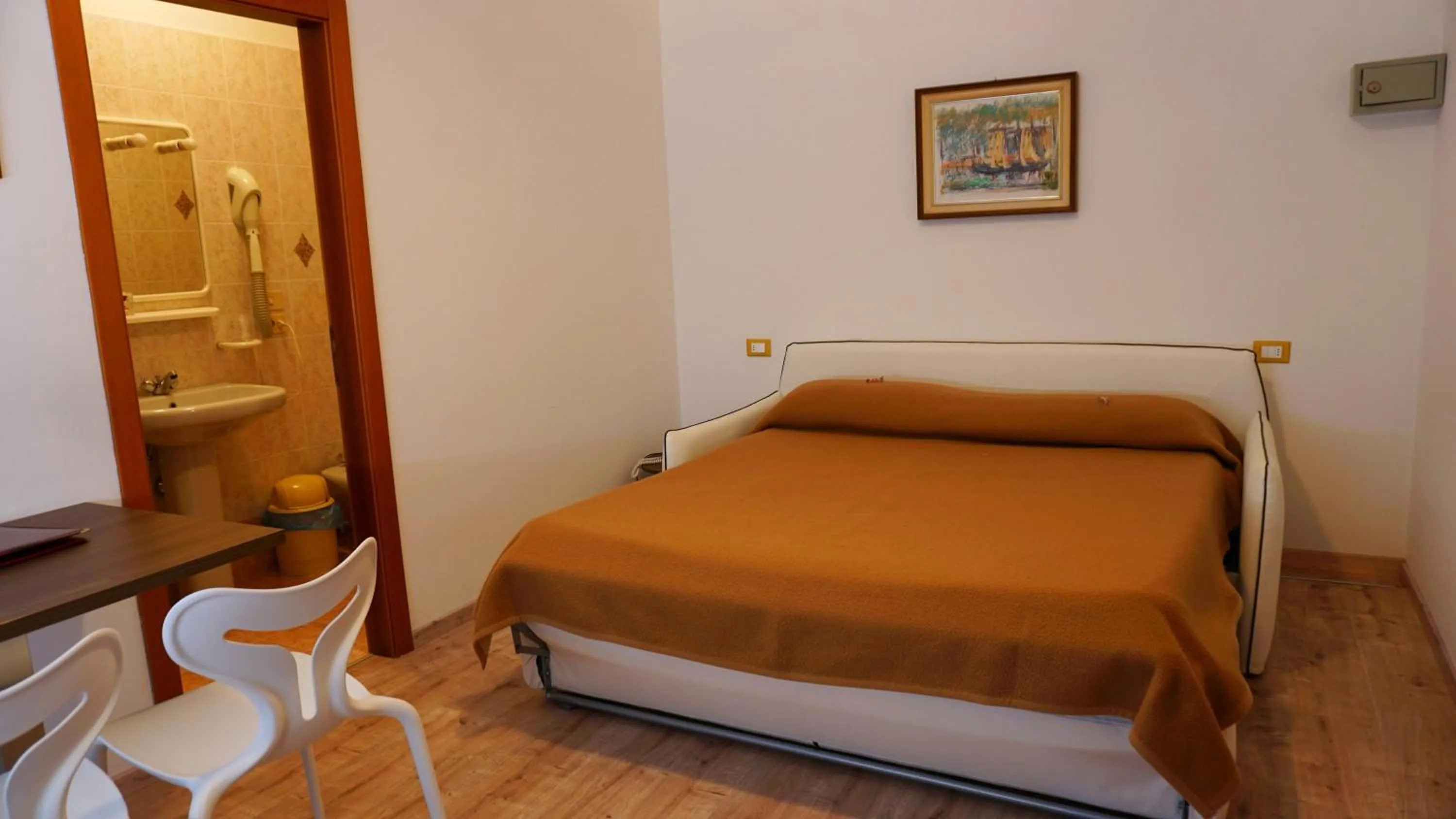 Bedroom, Bed in Park Hotel Val Di Monte ***S