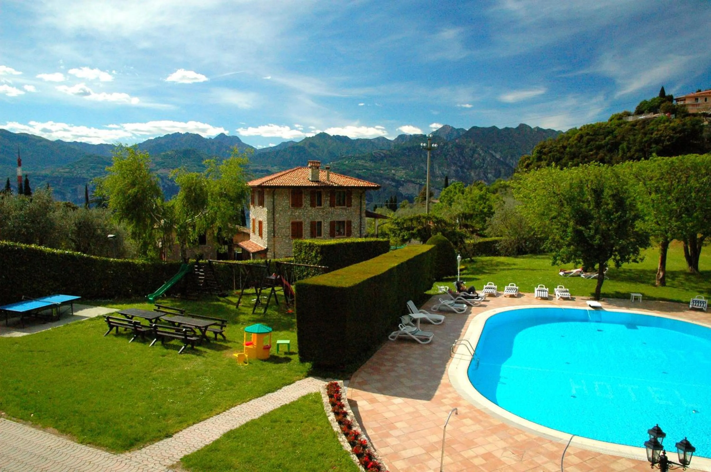 Garden in Park Hotel Val Di Monte ***S