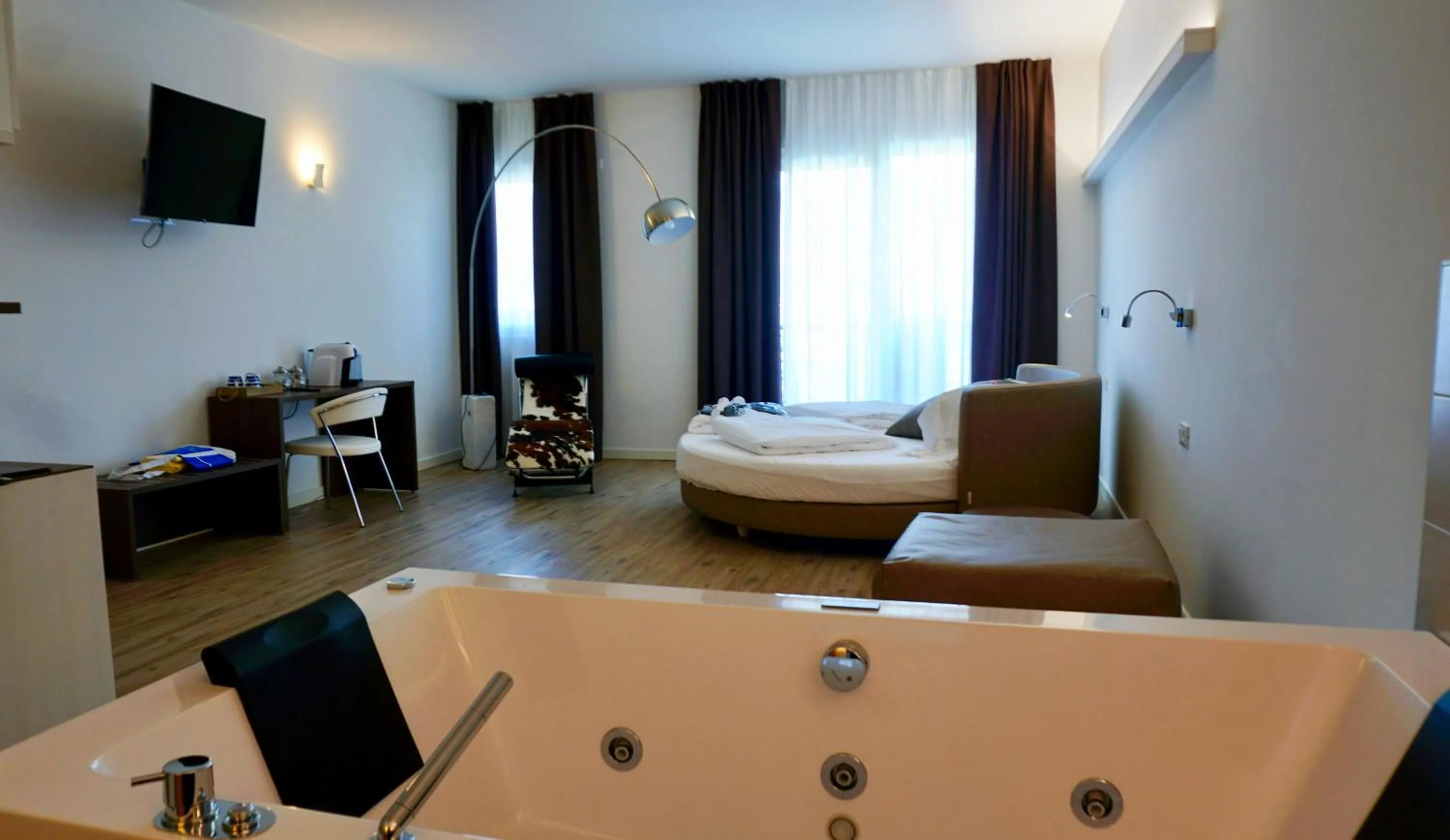Bedroom, Bed in Park Hotel Val Di Monte ***S