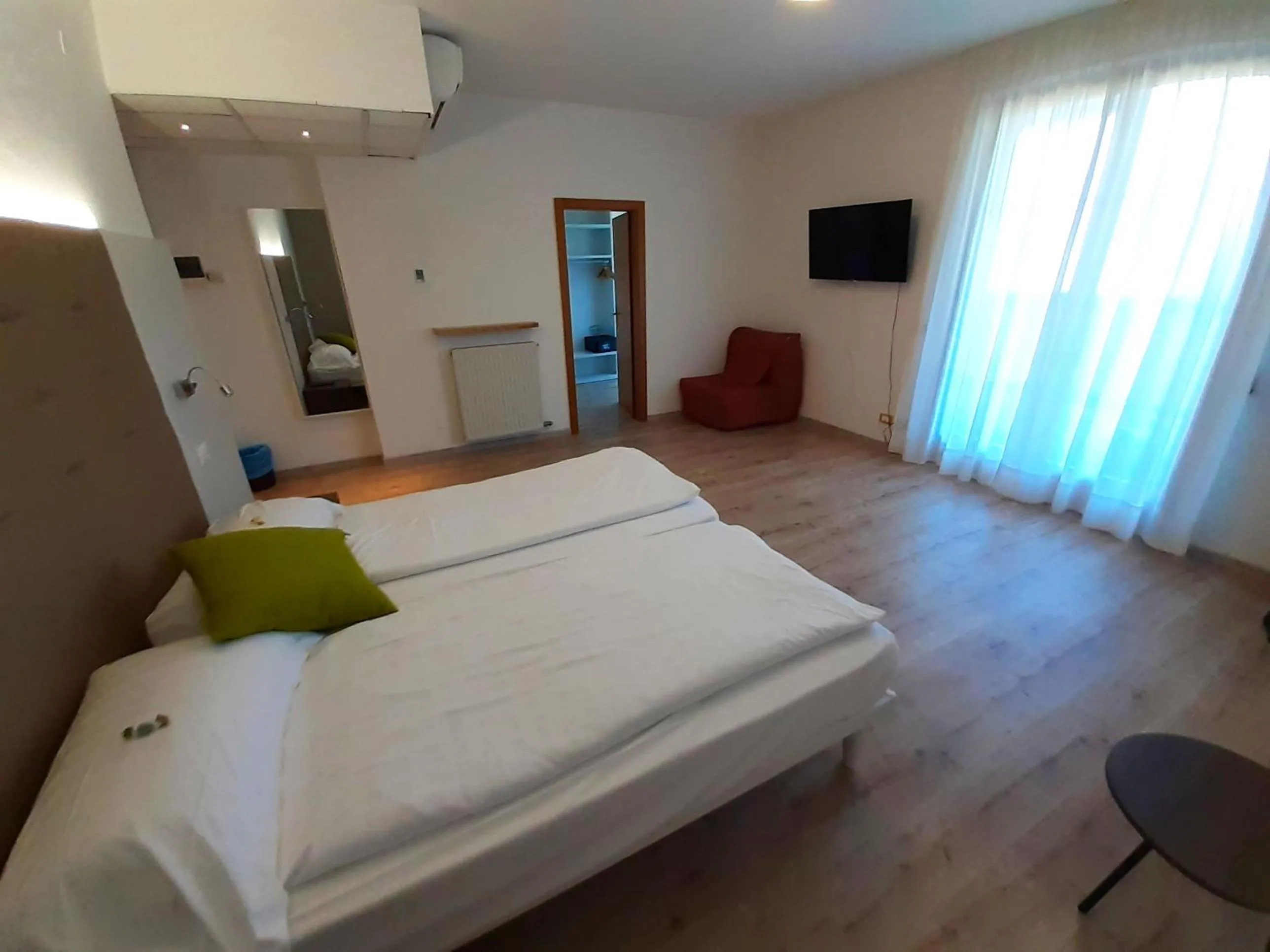 Bedroom, Bed in Park Hotel Val Di Monte ***S