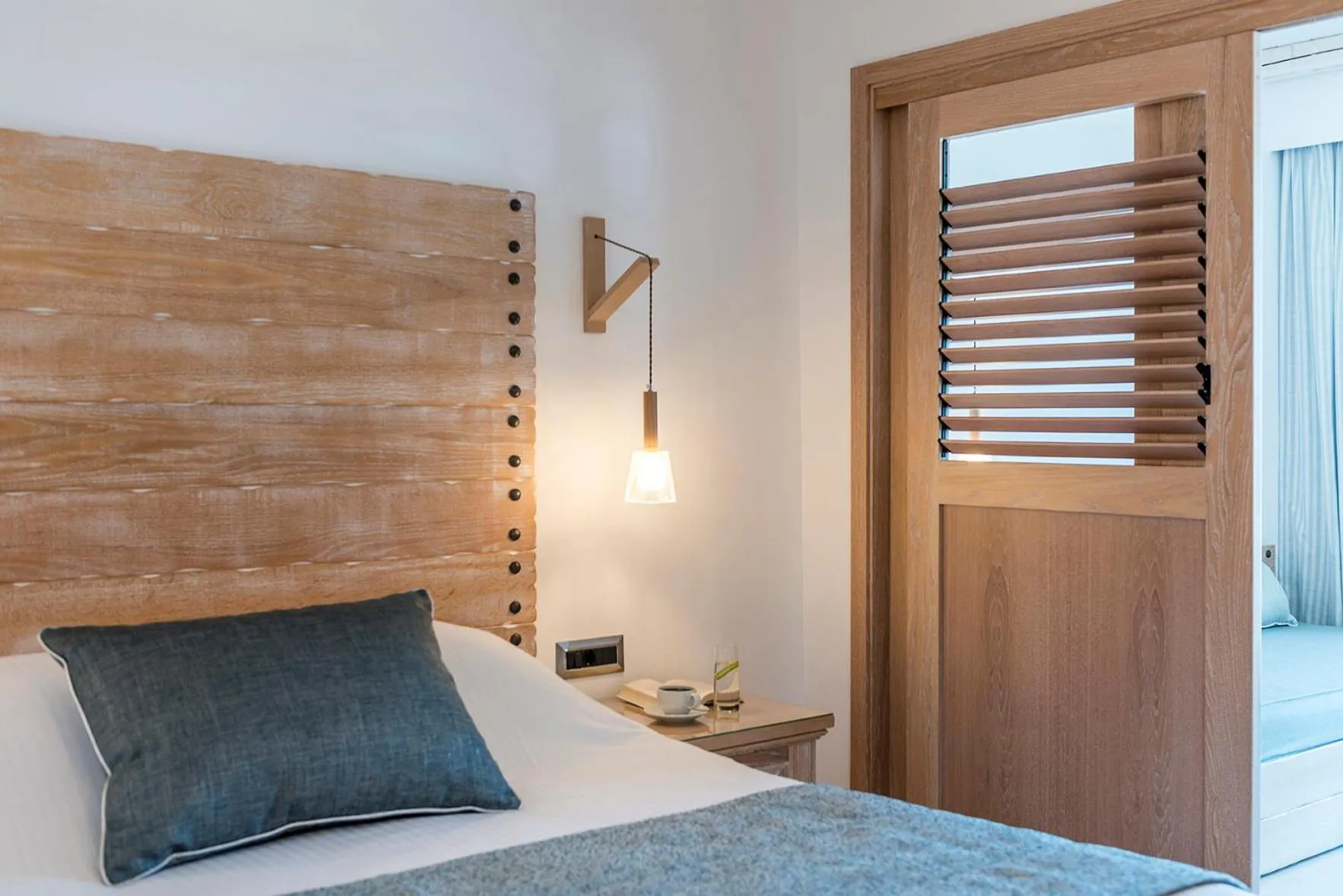 Photo of the whole room, Bed in Mitsis Rodos Village