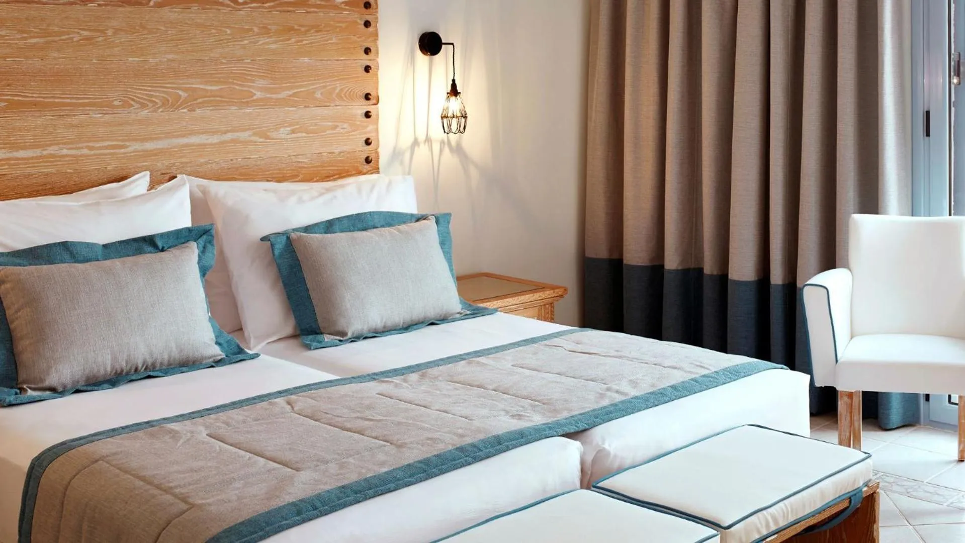 Bedroom, Bed in Mitsis Rodos Village