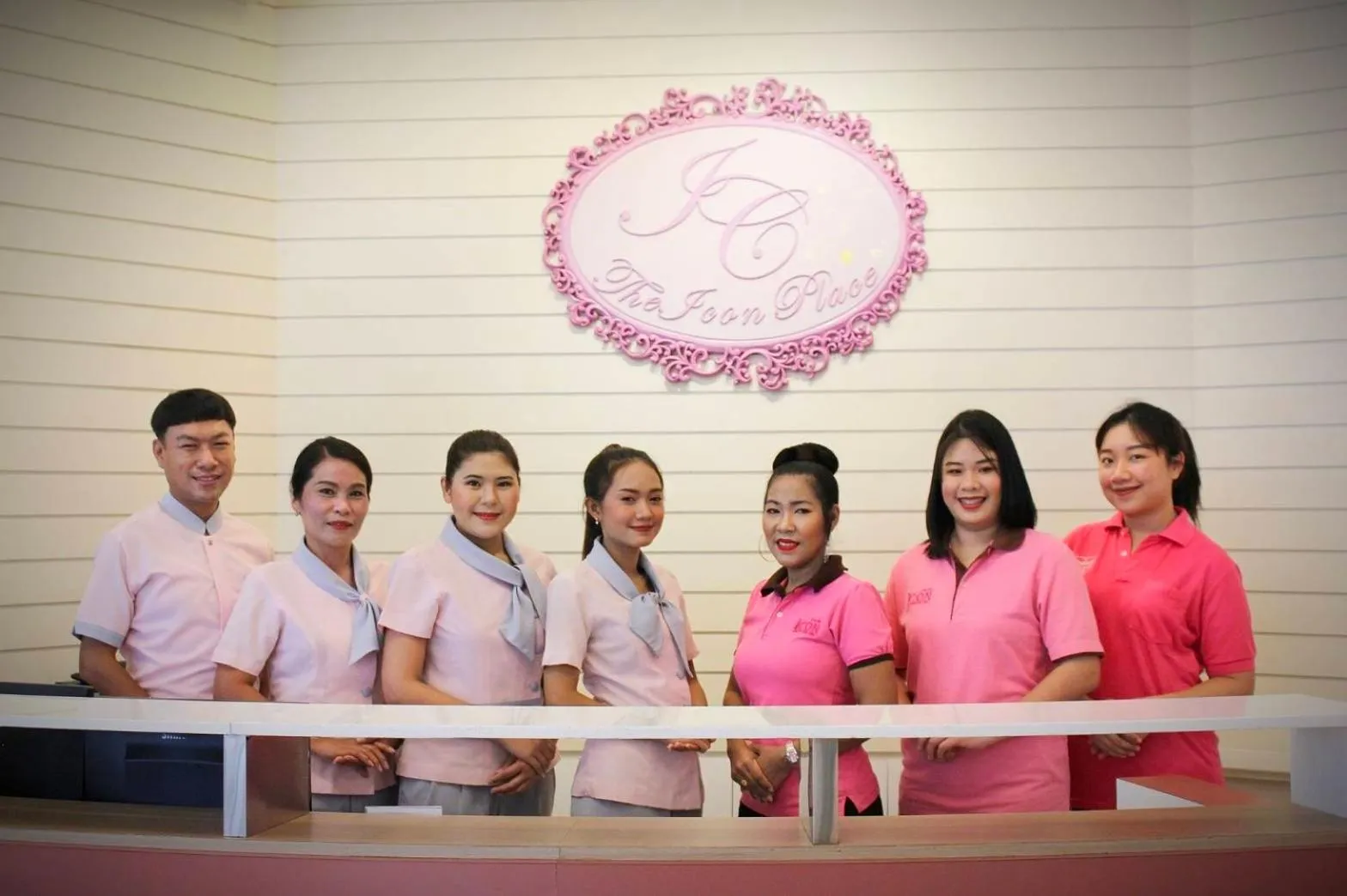 Staff in The Icon Place 1 @ Central Pattaya