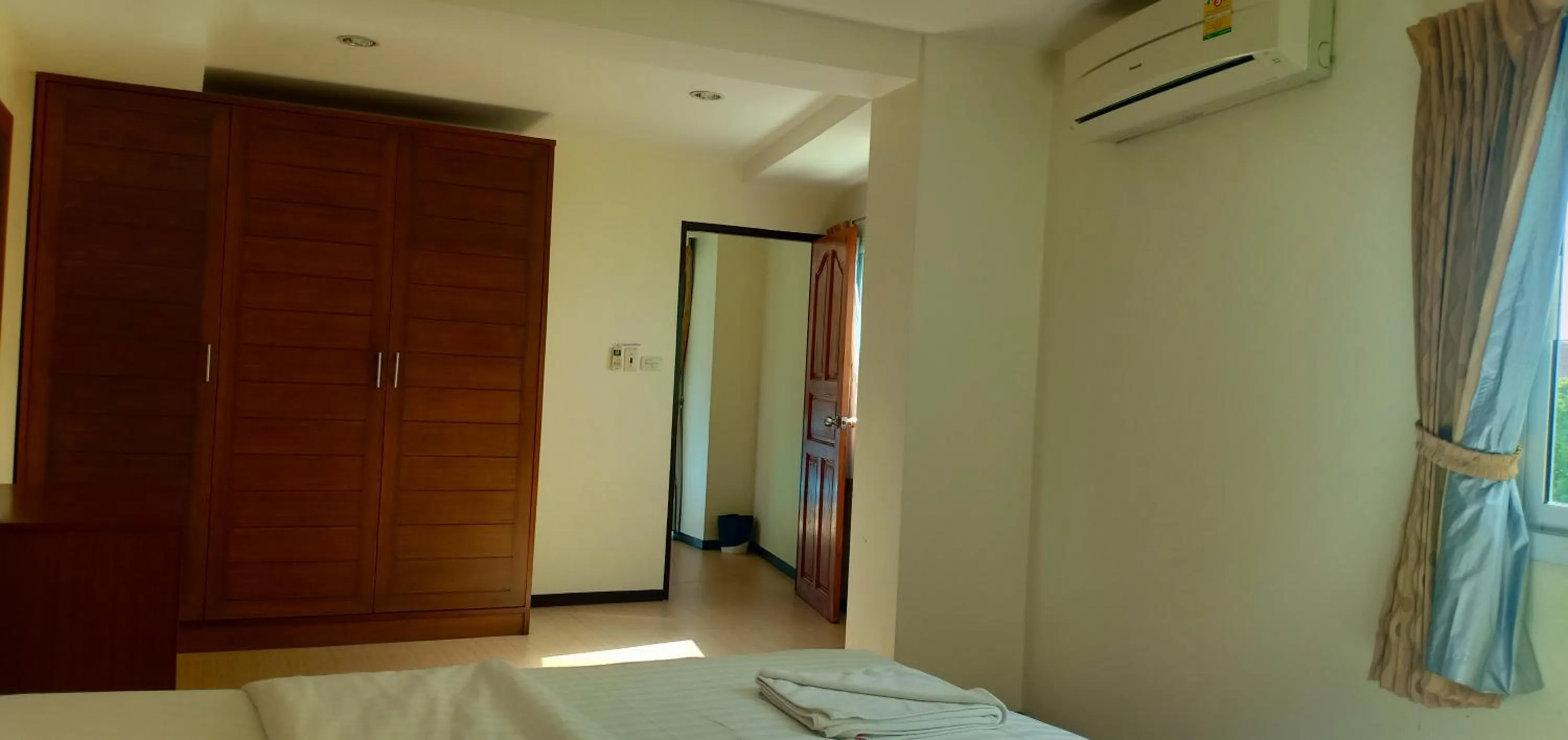 Bedroom, Bed in The Icon Place 2 @ Nurn Plub Wan