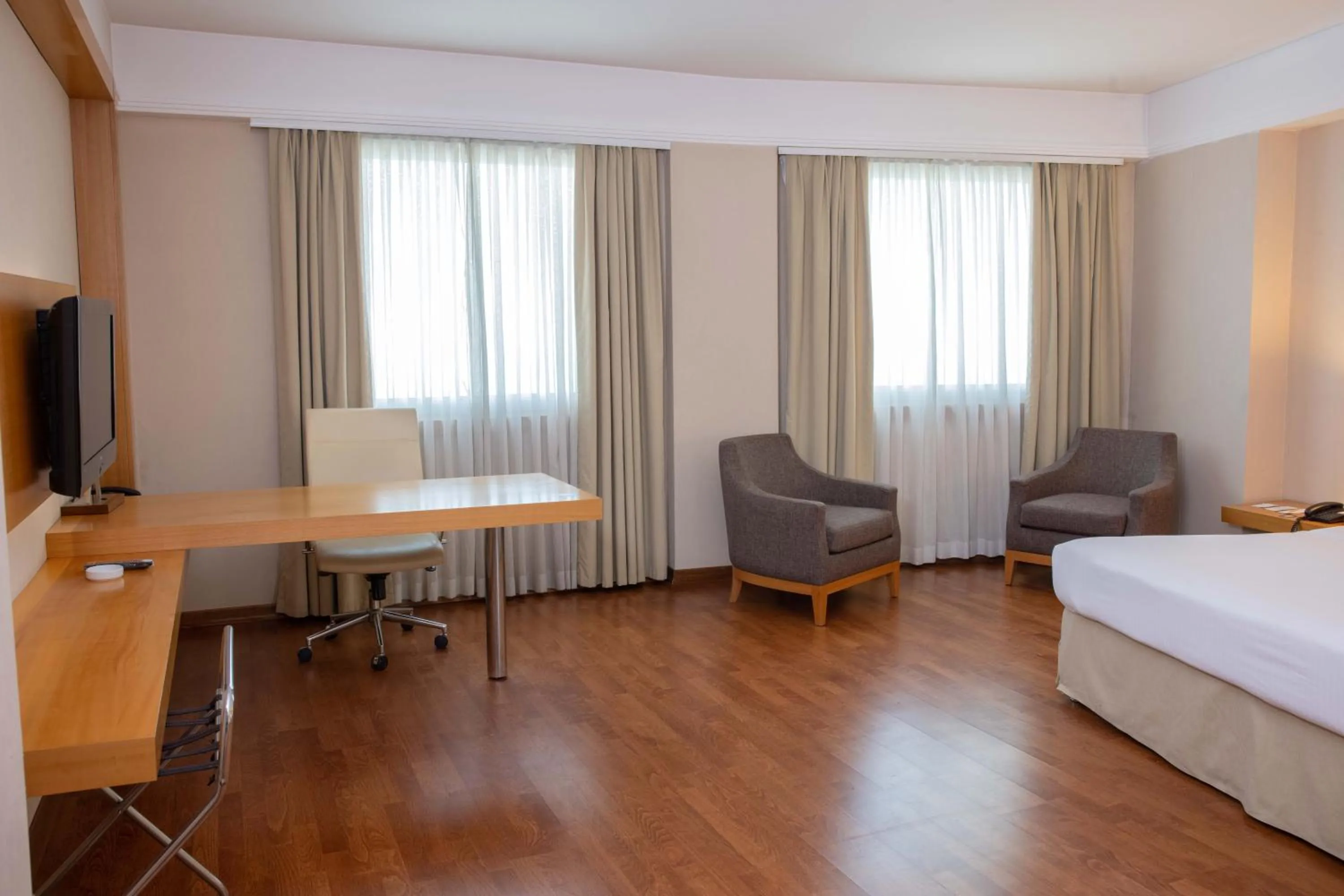 Living room, Bed in Anemon Kent Ordu Otel