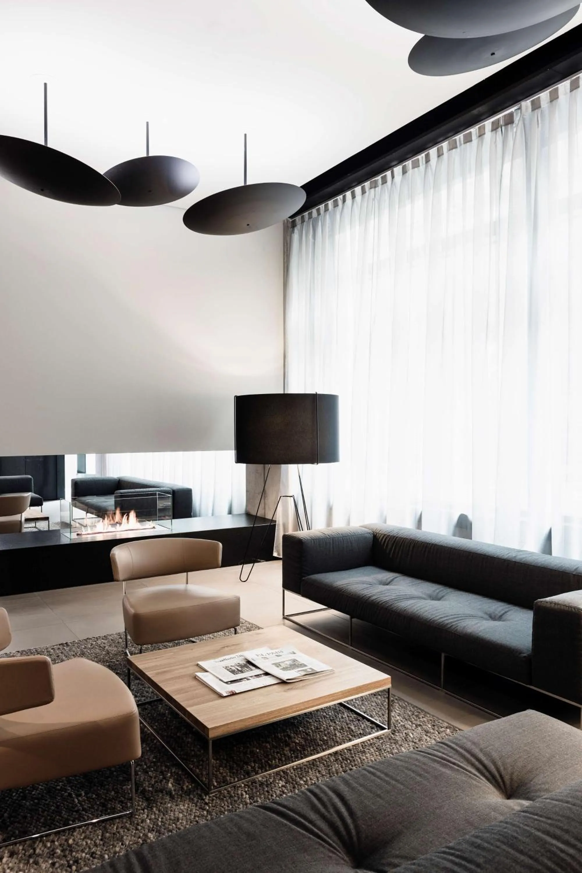 Lobby or reception in Barceló Hamburg