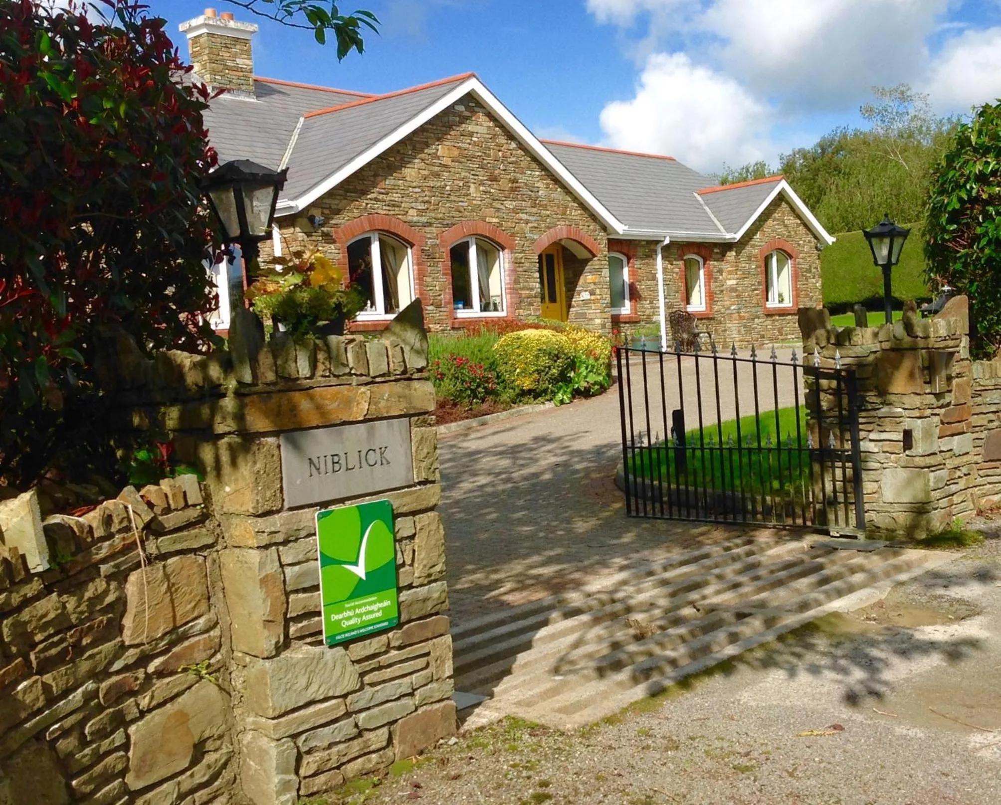 Property building in Niblick