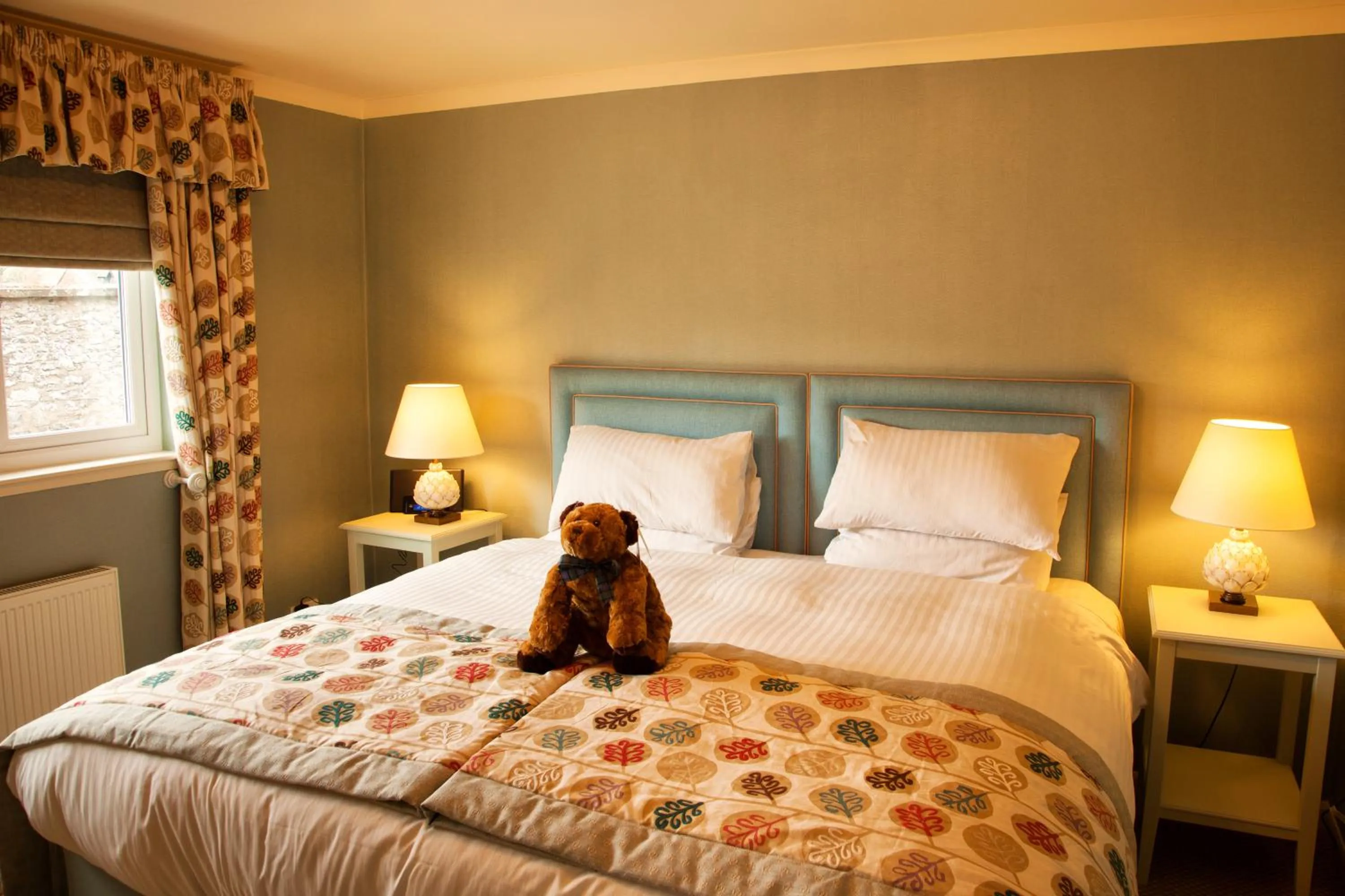 Bedroom, Bed in Cringletie House