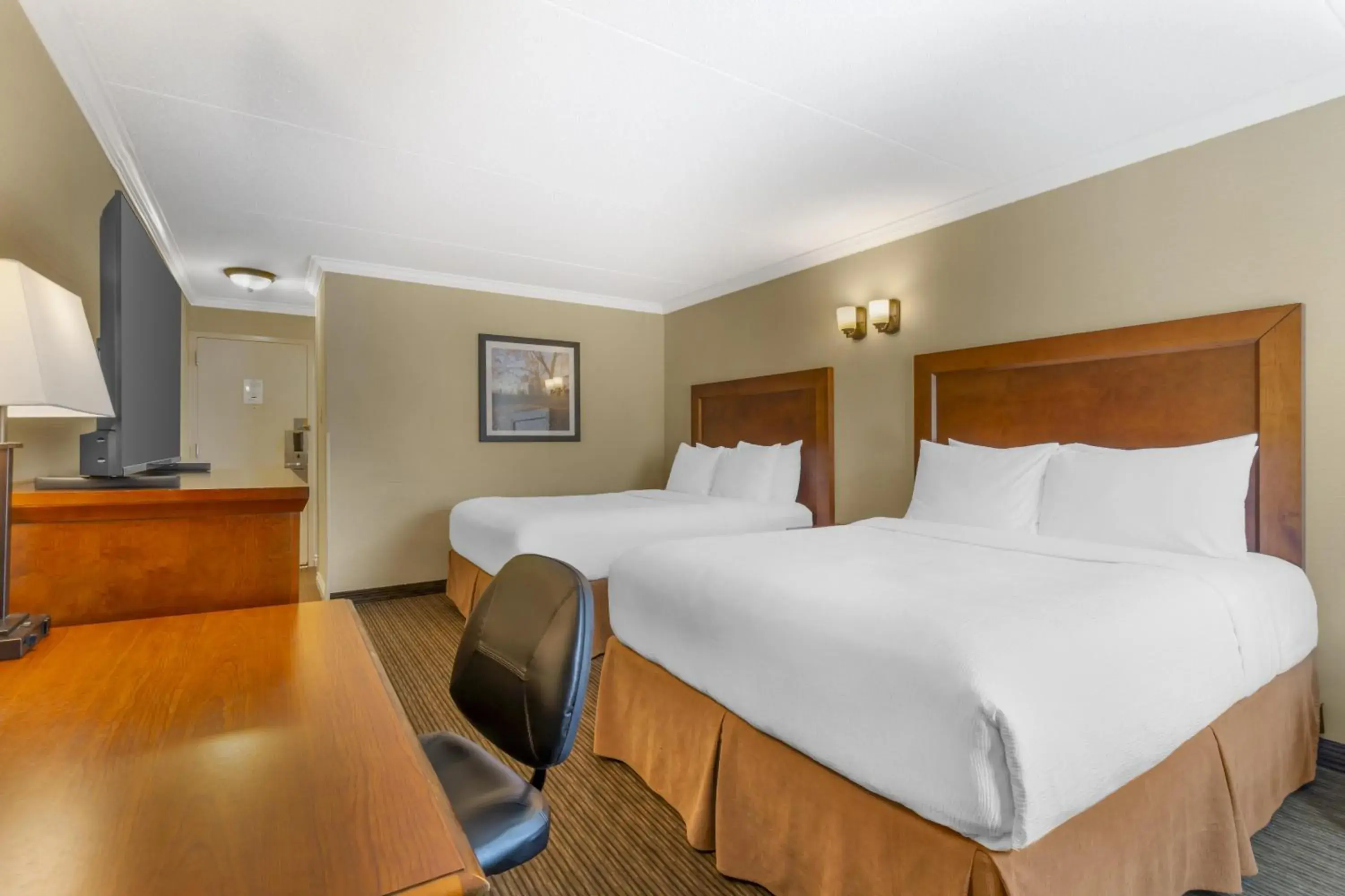 Queen Room with Two Queen Beds- Ground Floor in Best Western Plus Dryden Hotel and Conference Centre Queen Room with Two Queen Beds- Ground Floor in Best Western Plus Dryden Hotel and Conference Centre