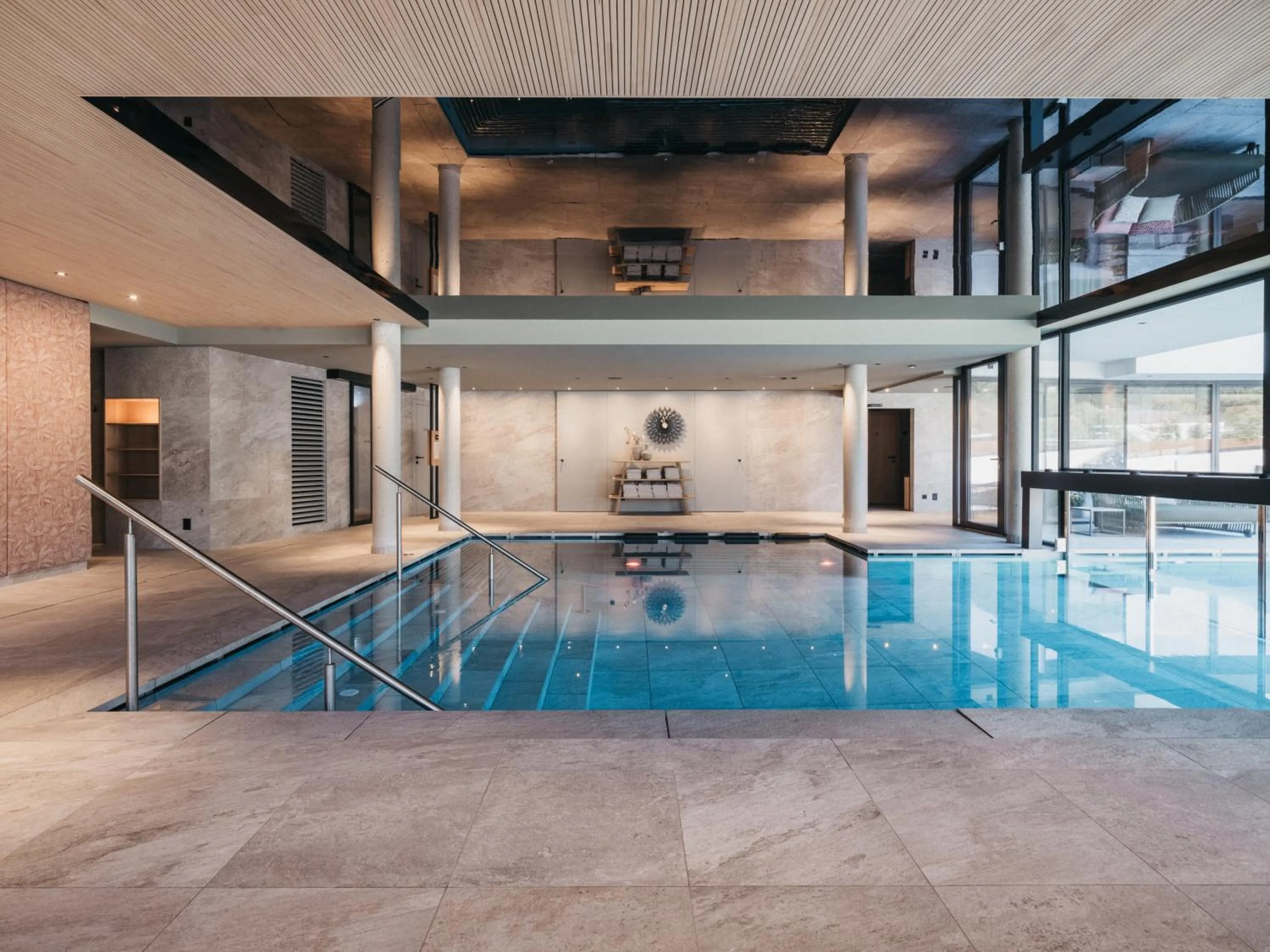 Swimming pool in Biohotel Rupertus