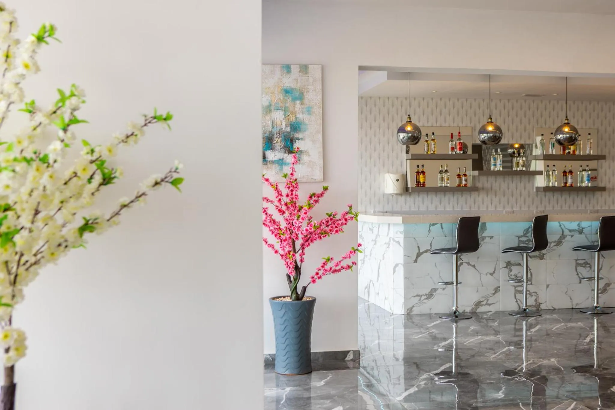 Lounge or bar in Milea Hotel