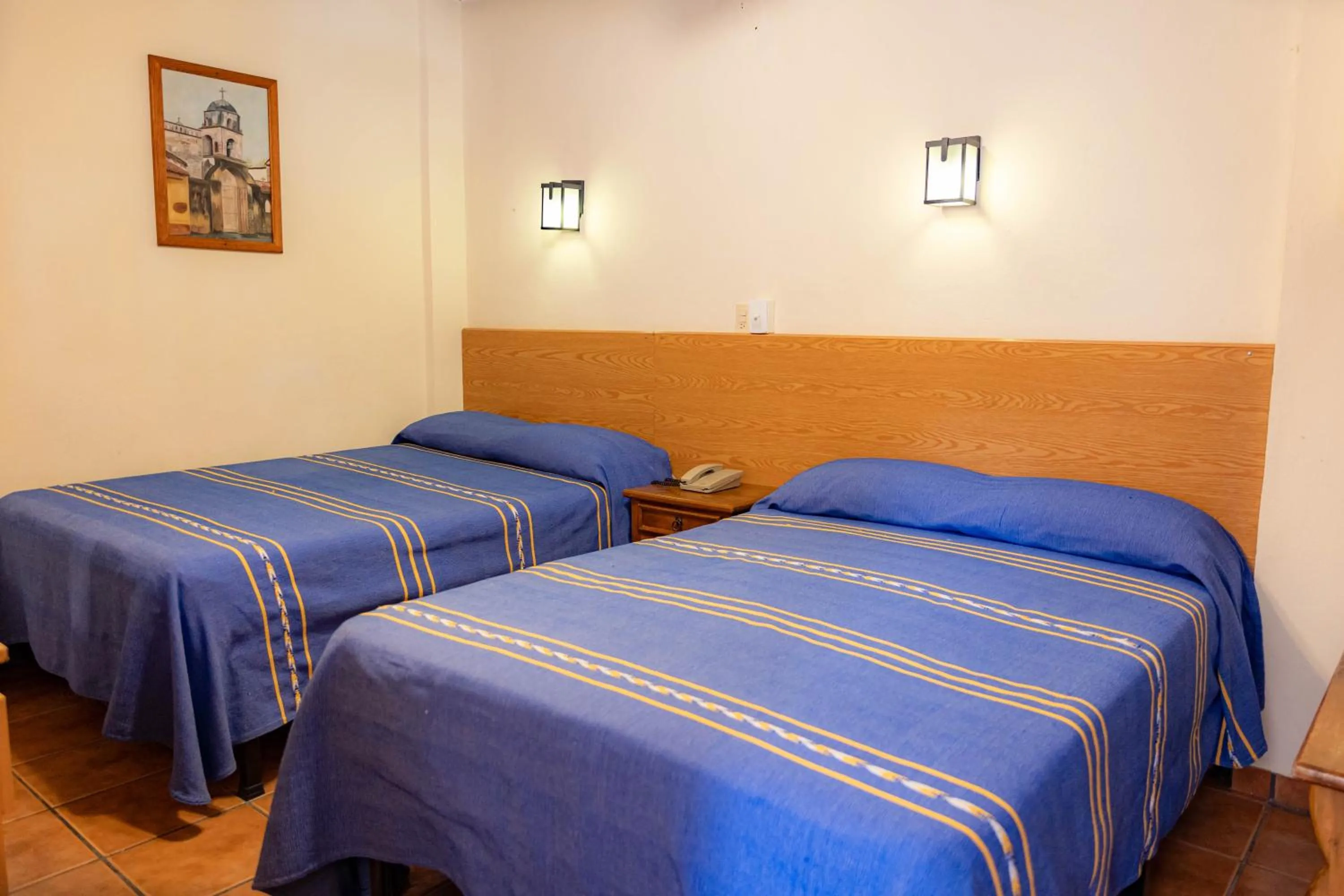 Bed in Hotel el Carmen, Morelia