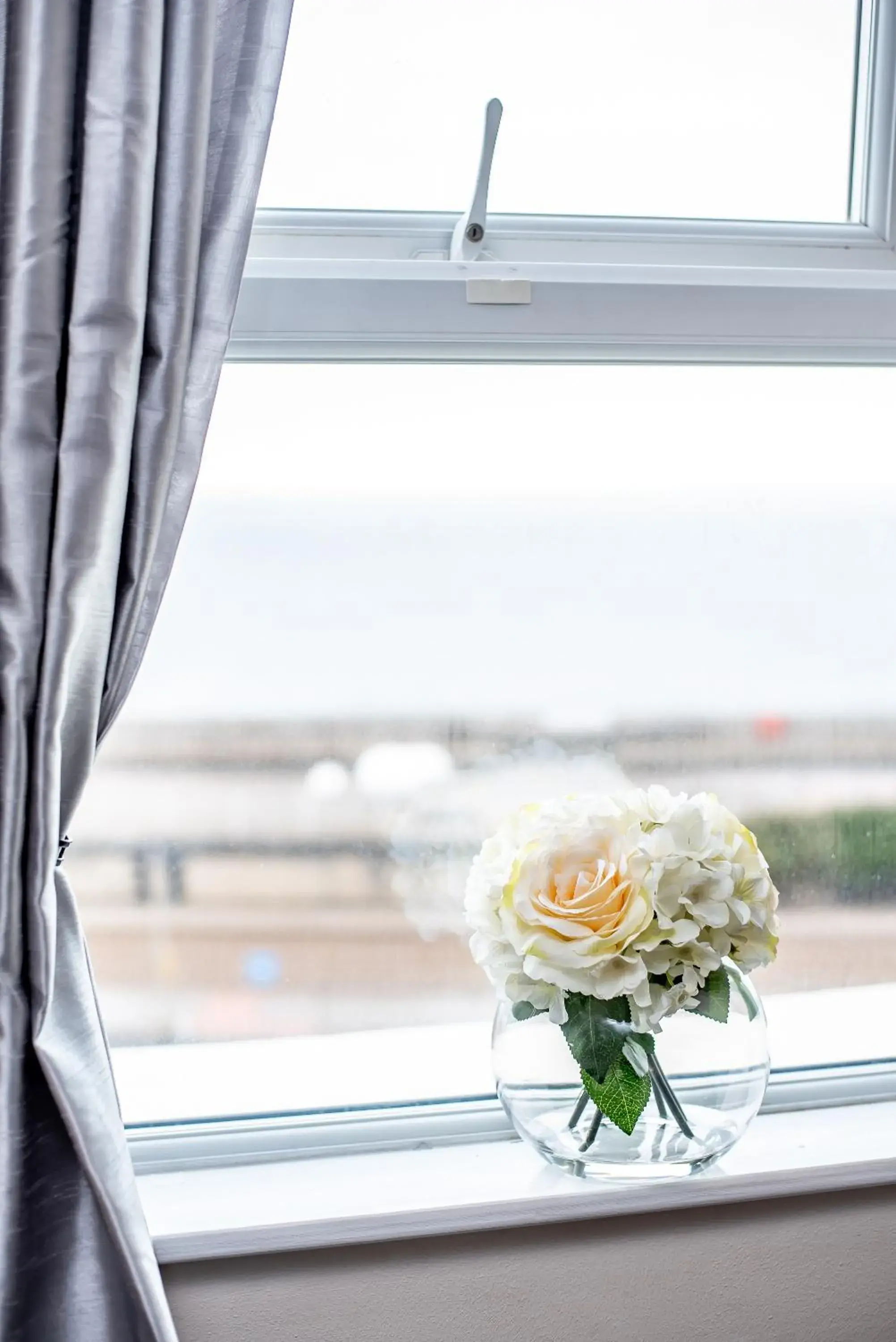 Superior Quad Room with View in MARS Hotel Seaview Blackpool Superior Quad Room with View in MARS Hotel Seaview Blackpool