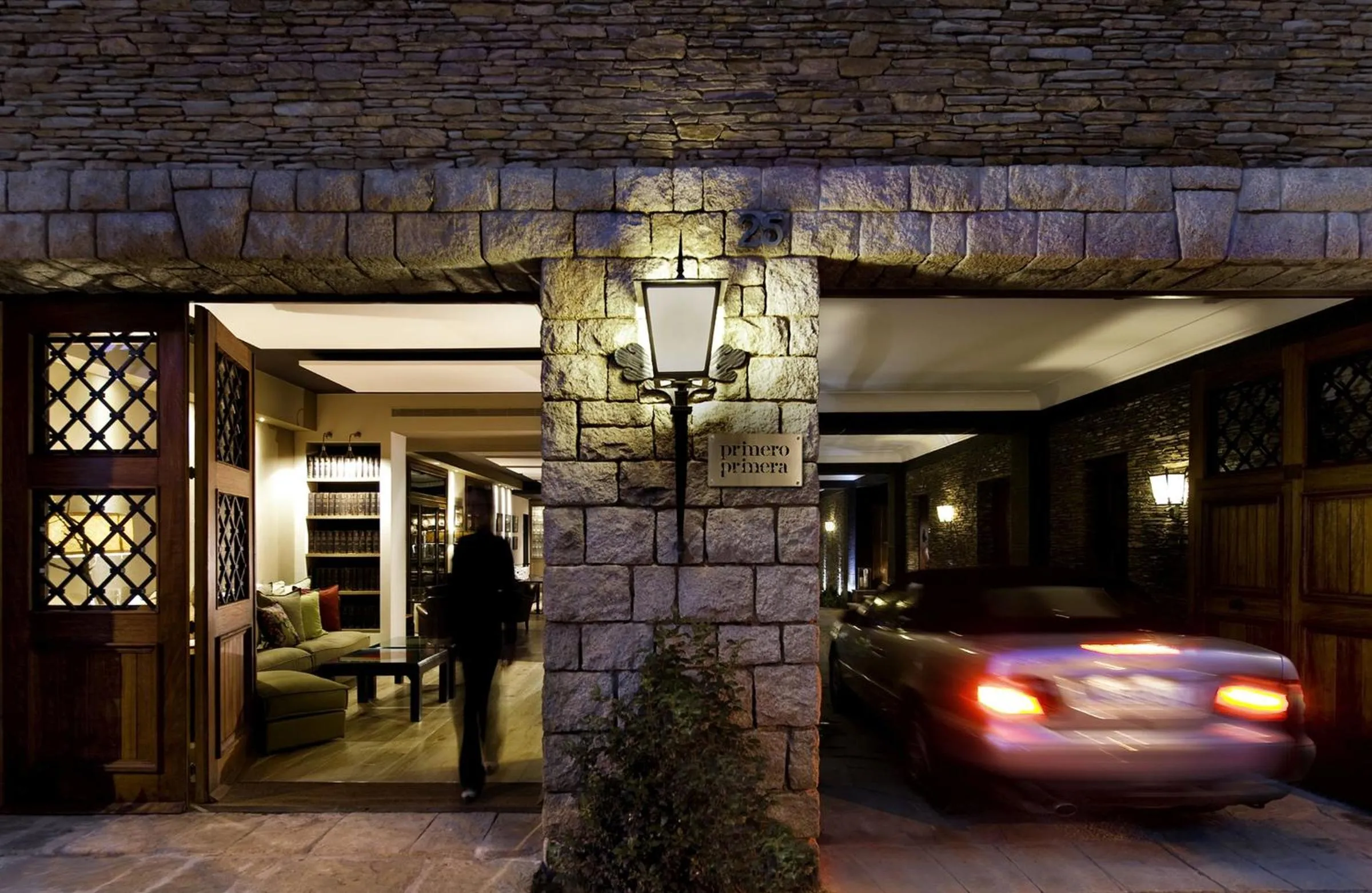 Facade/entrance in Primero Primera