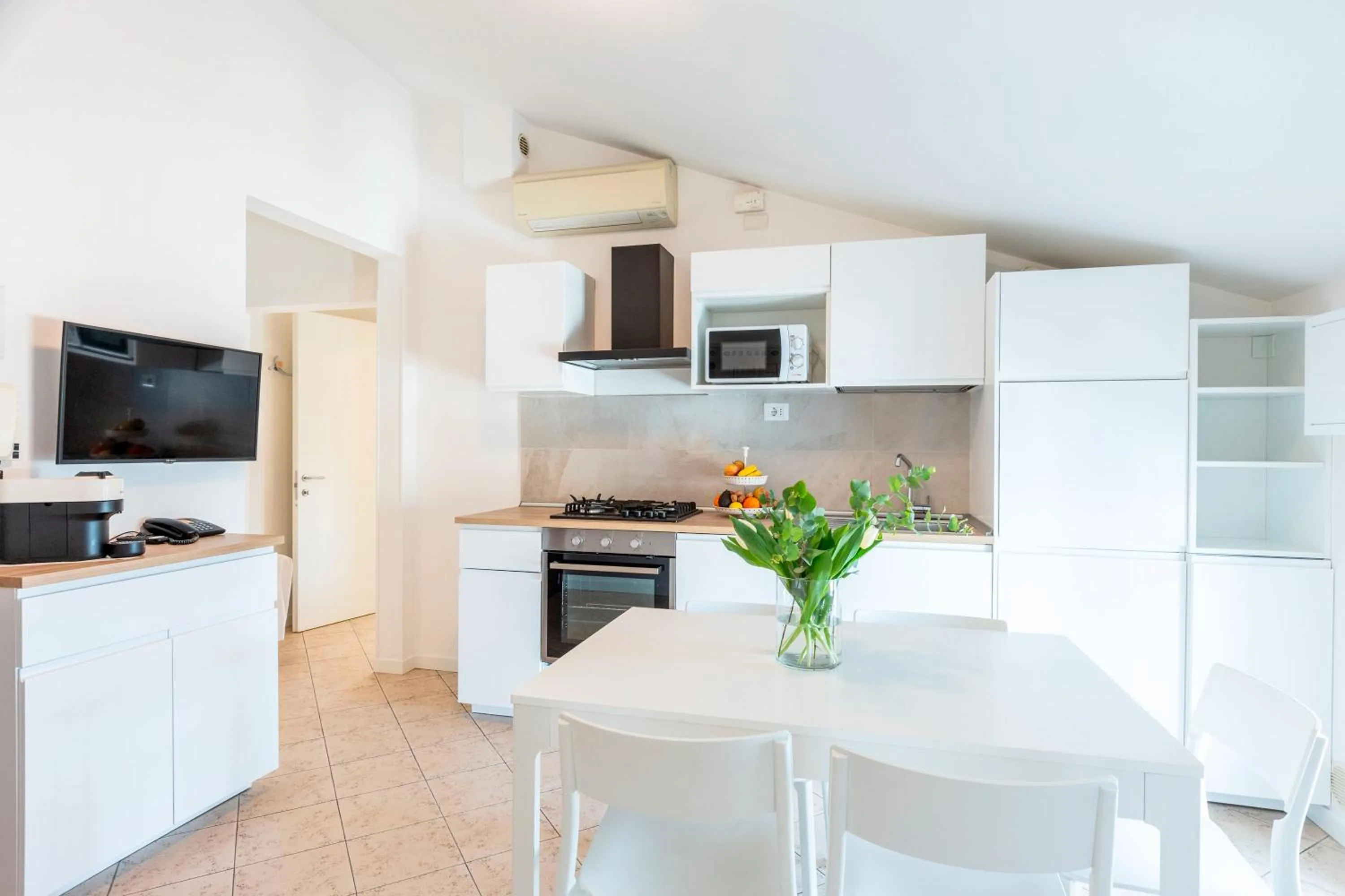 TV and multimedia in Residence Hotel Le Stelle