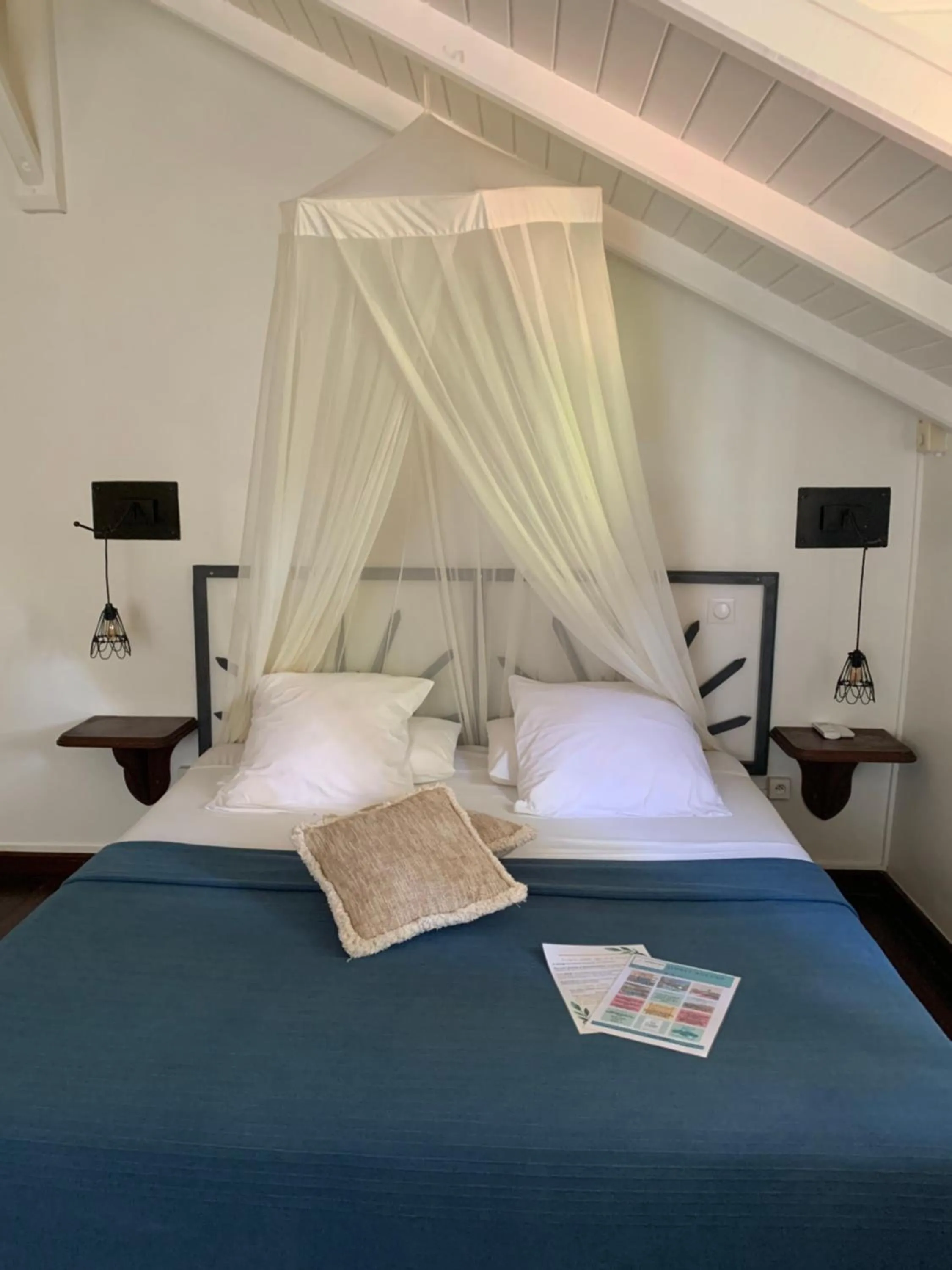 Bedroom, Bed in Caraib'Bay Hotel