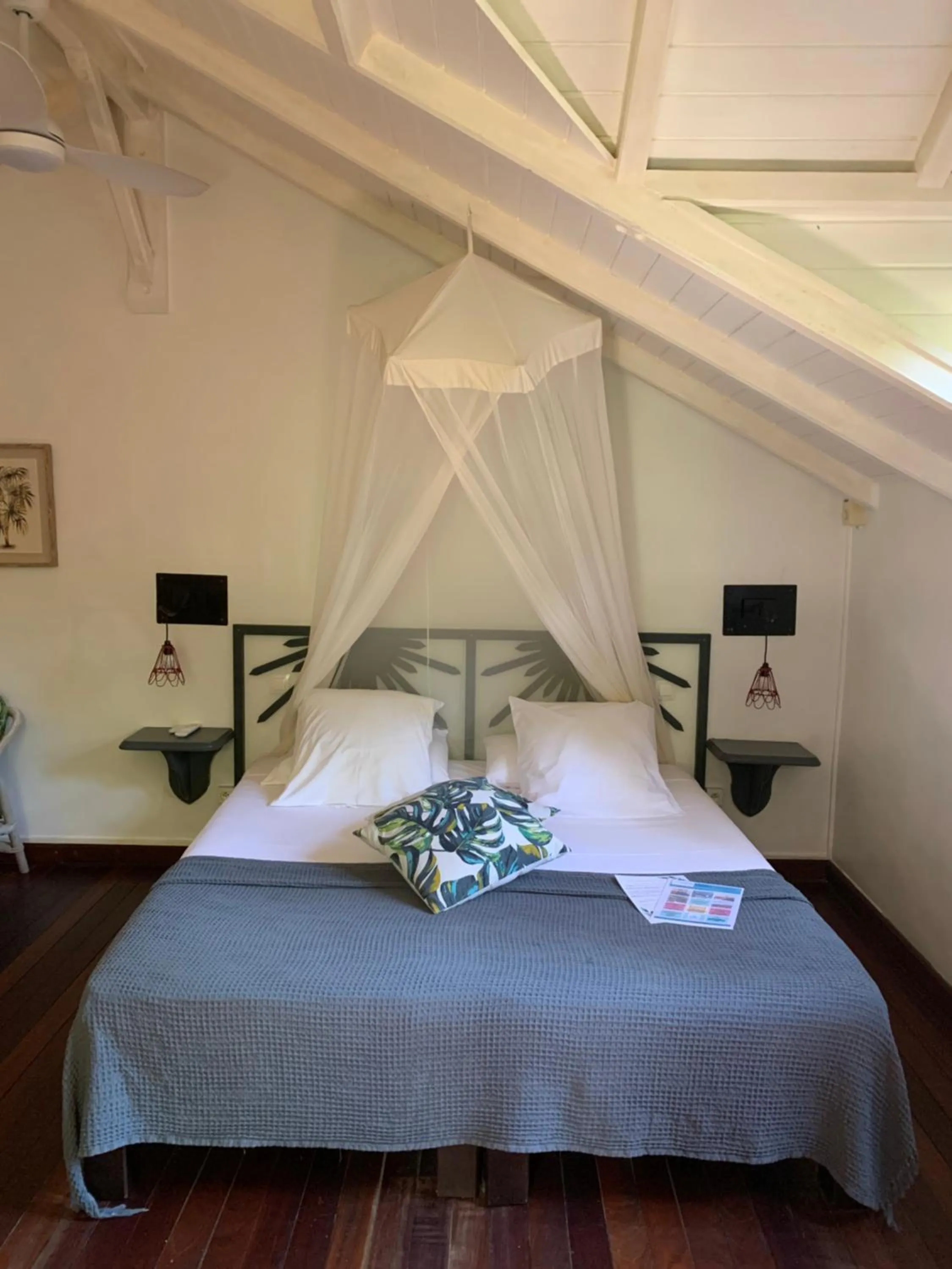 Bedroom, Bed in Caraib'Bay Hotel