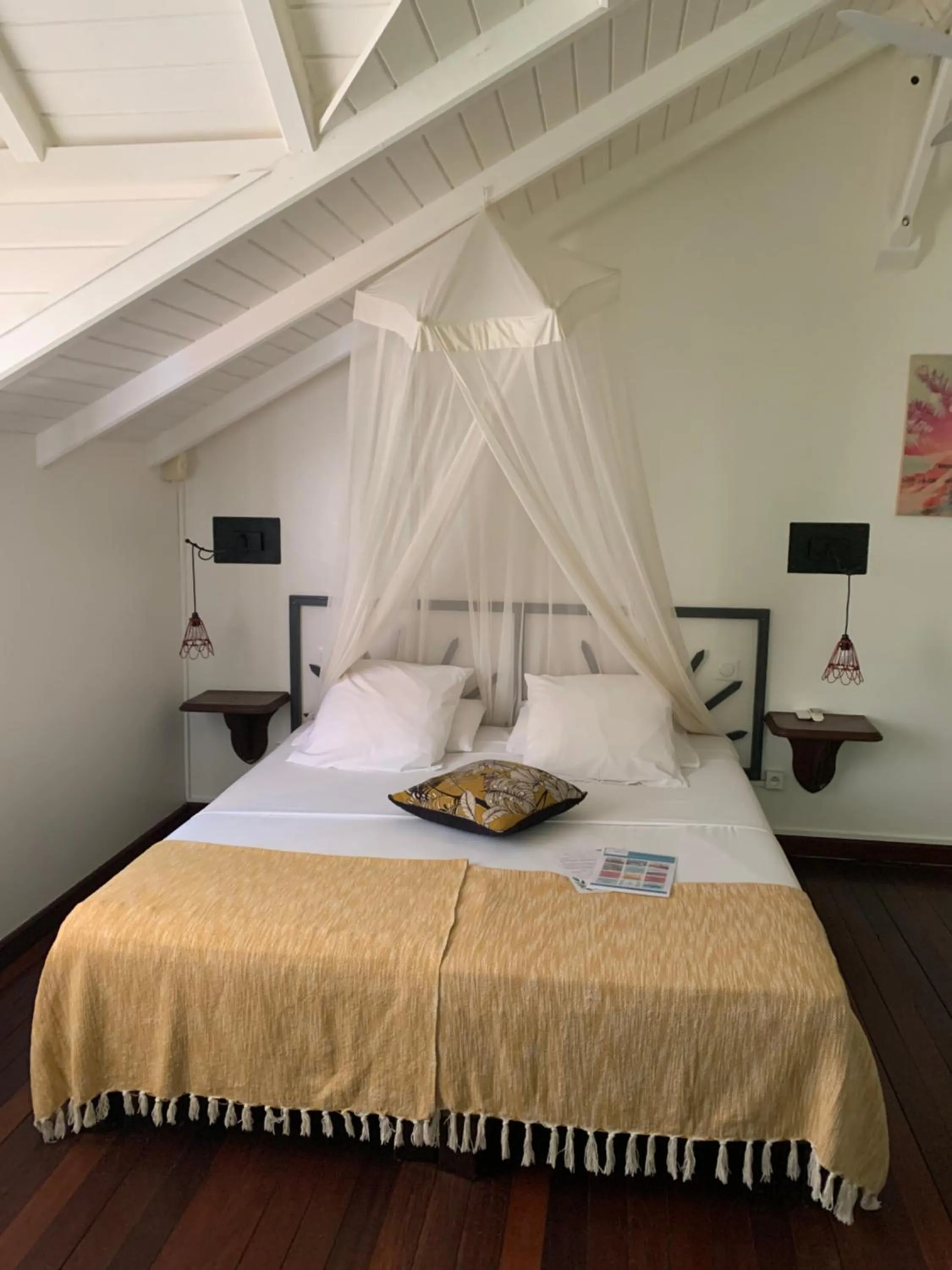 Bedroom, Bed in Caraib'Bay Hotel