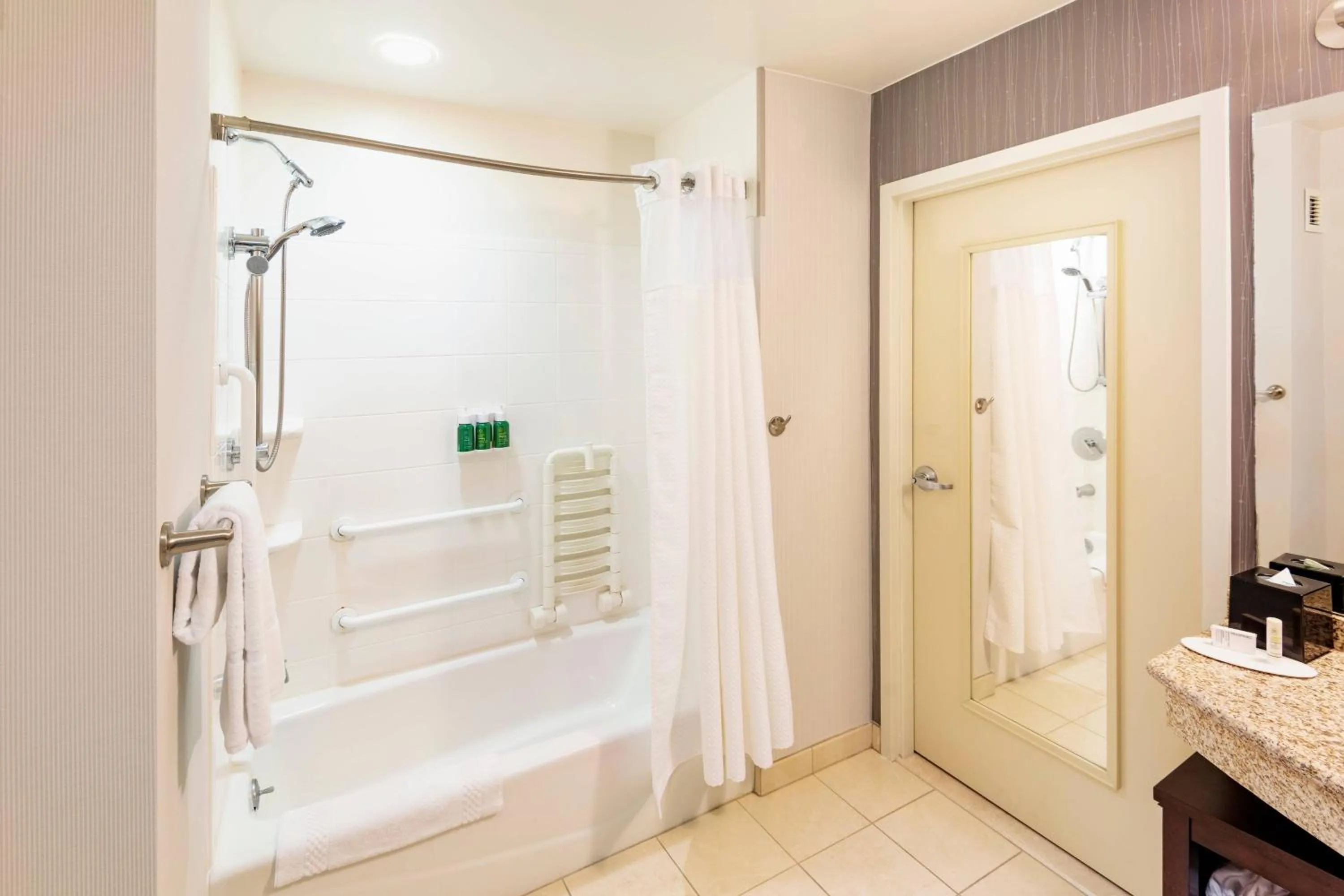 Bathroom in Courtyard by Marriott Santa Ana Orange County