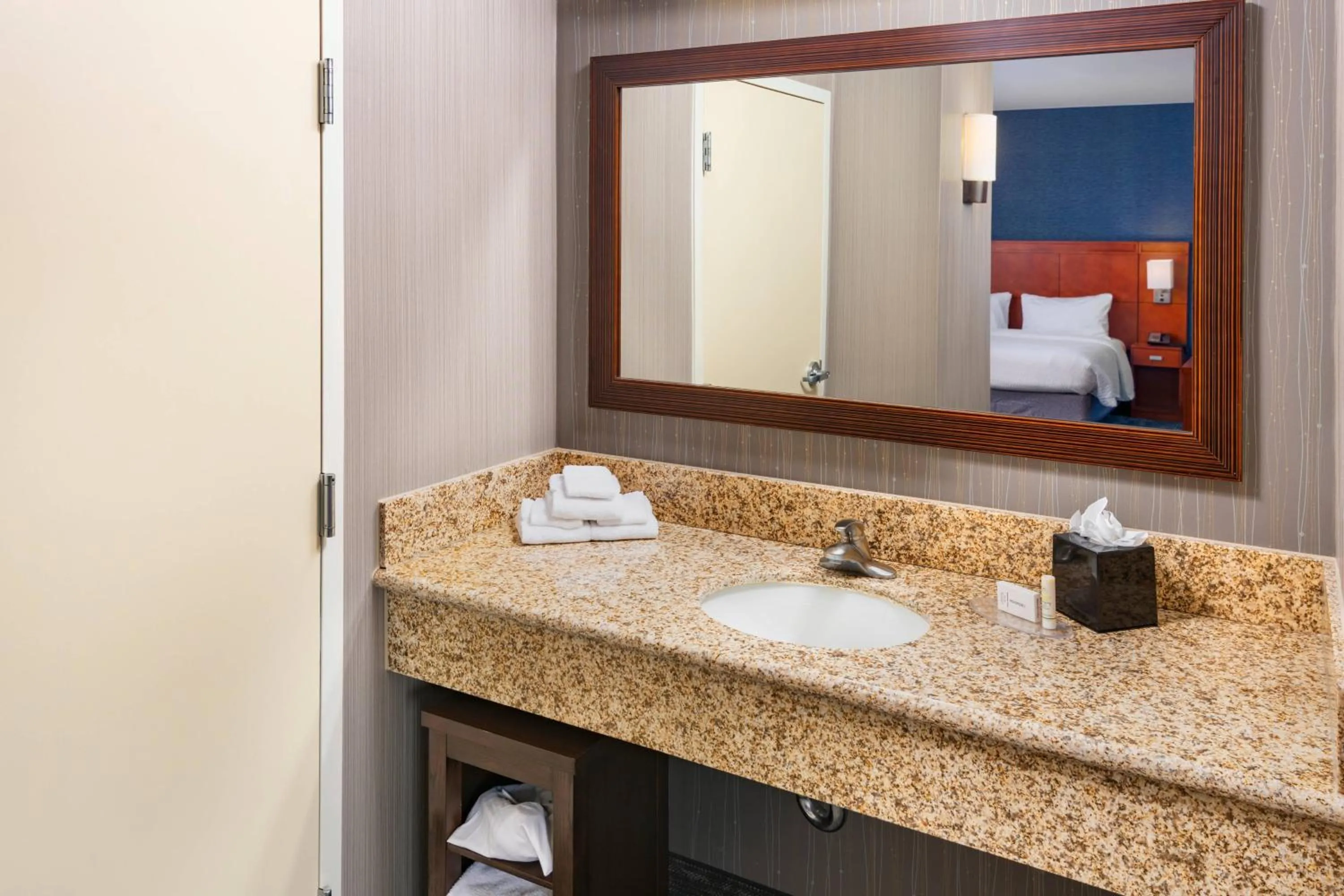Bathroom in Courtyard by Marriott Santa Ana Orange County