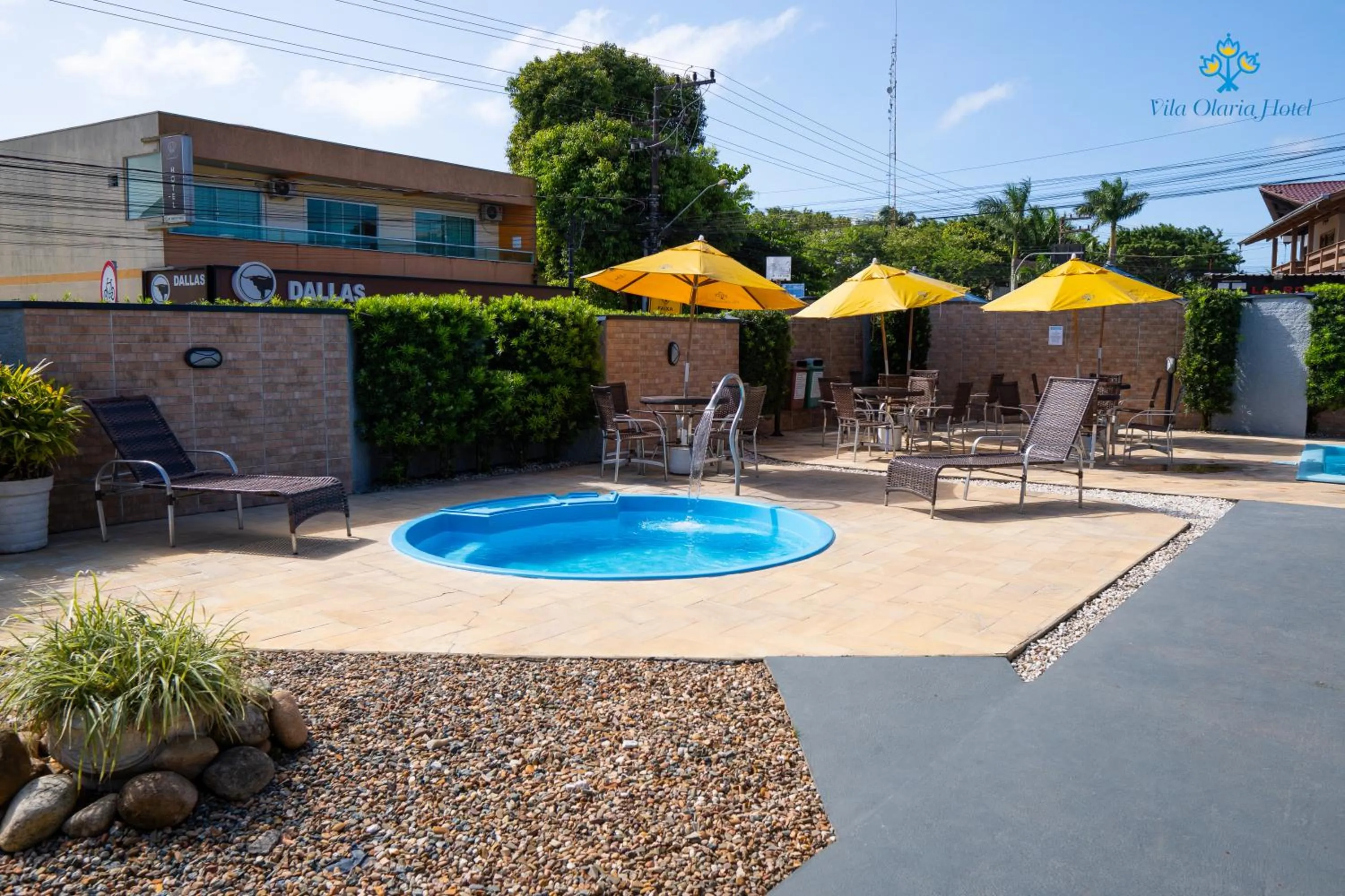 Swimming pool in Vila Olaria Hotel