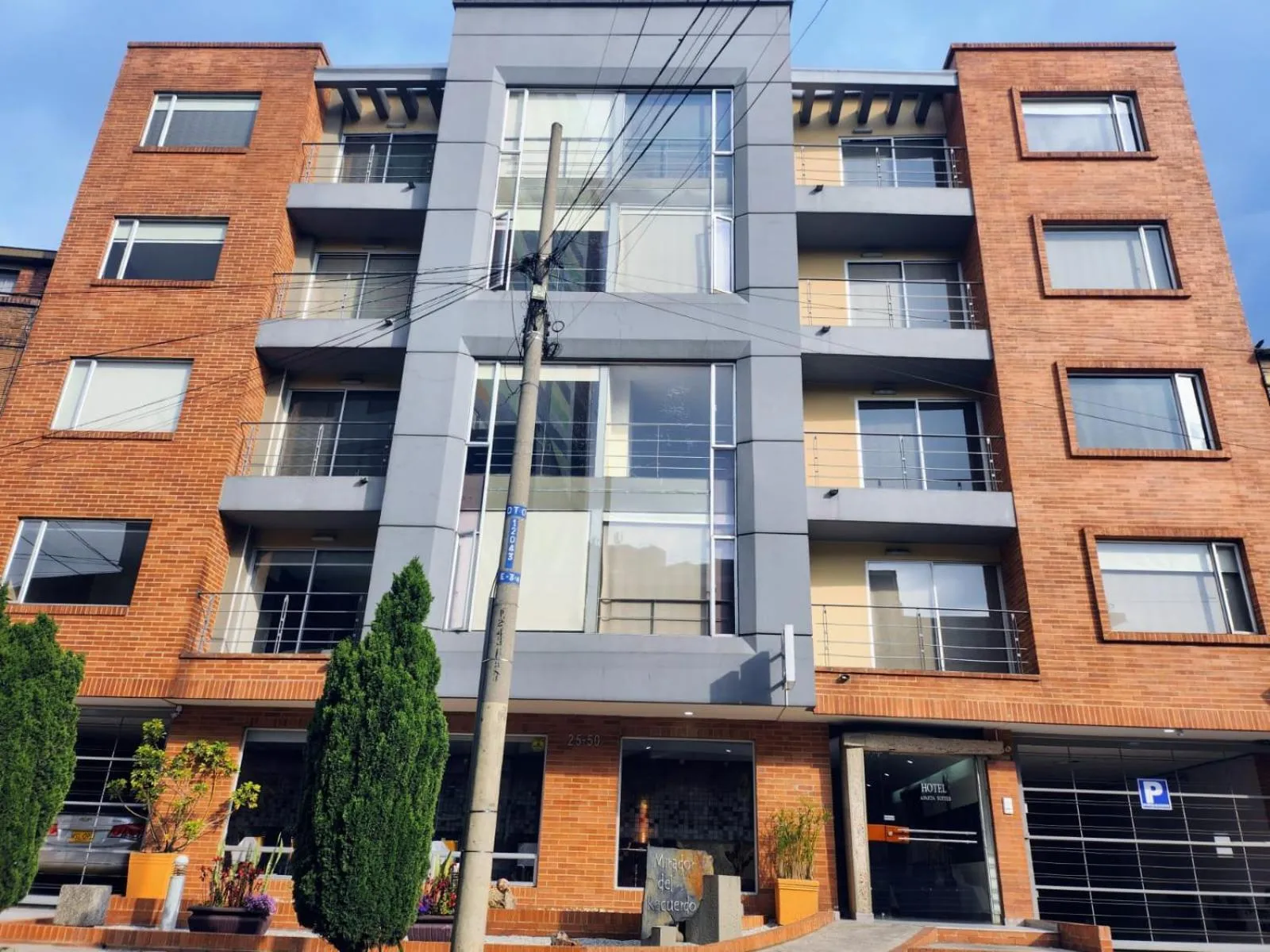 Property building in Aparta-Suites Mirador del Recuerdo