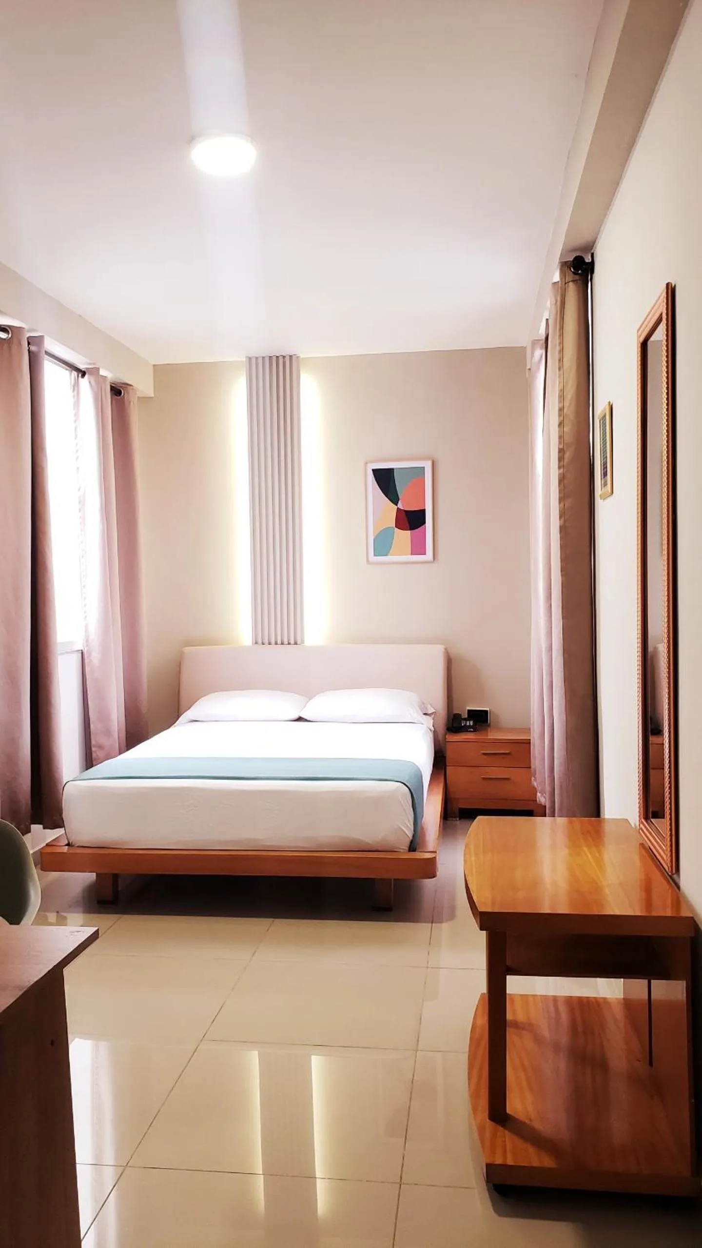 Bed in Hotel Suite Center Pereira