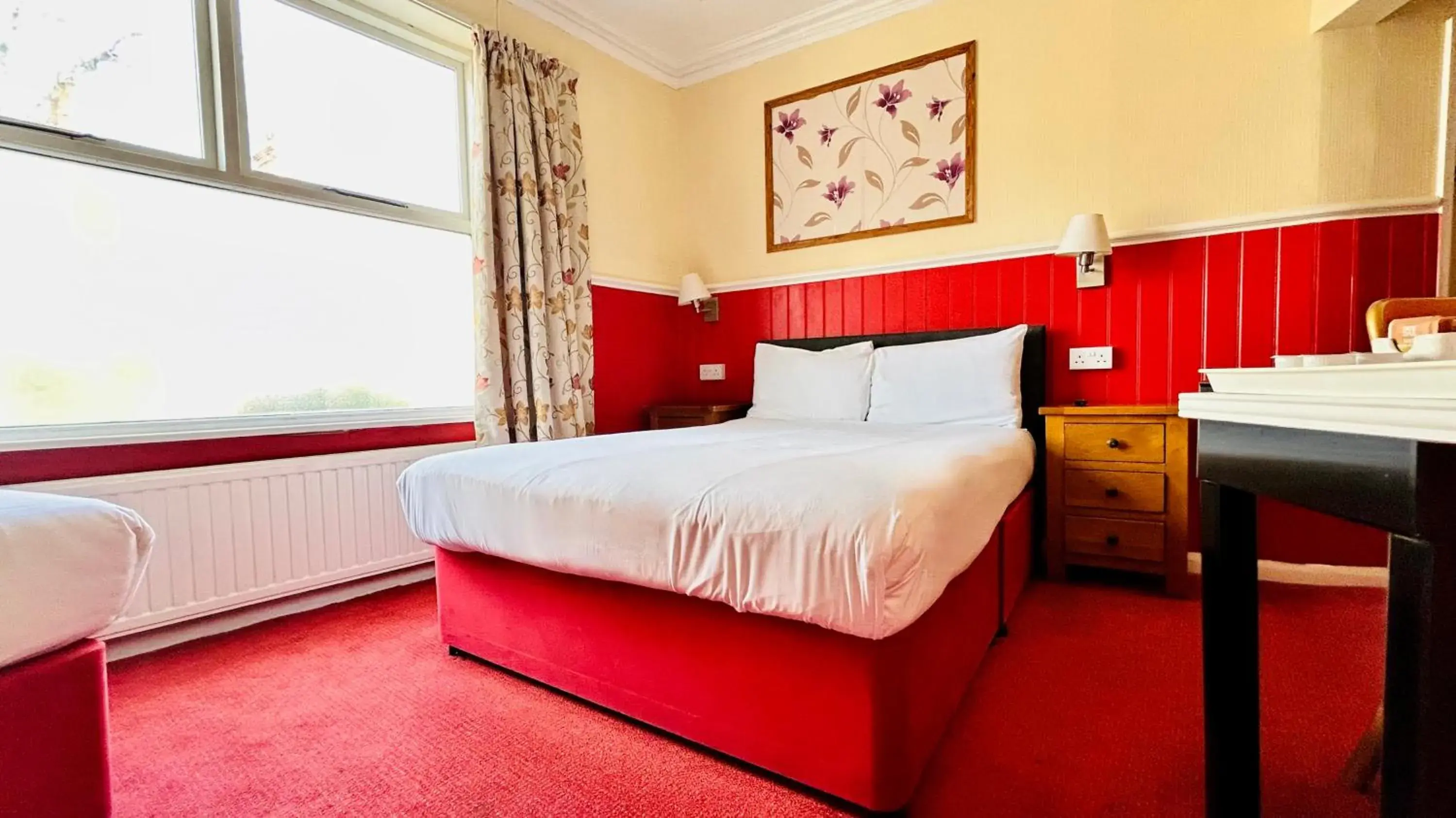 Family Room in The Columbia Hotel Family Room in The Columbia Hotel