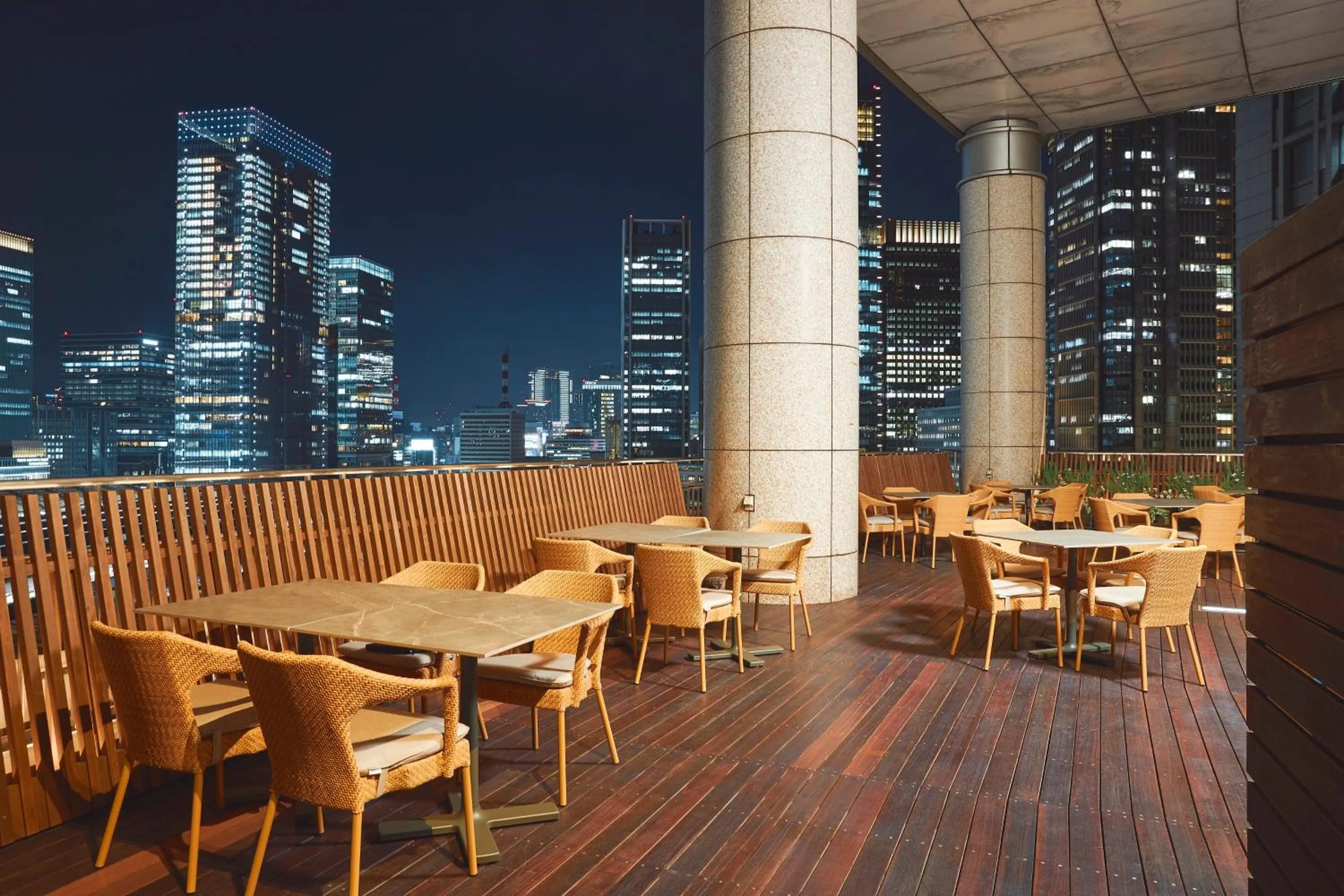 Restaurant/places to eat in Marunouchi Hotel