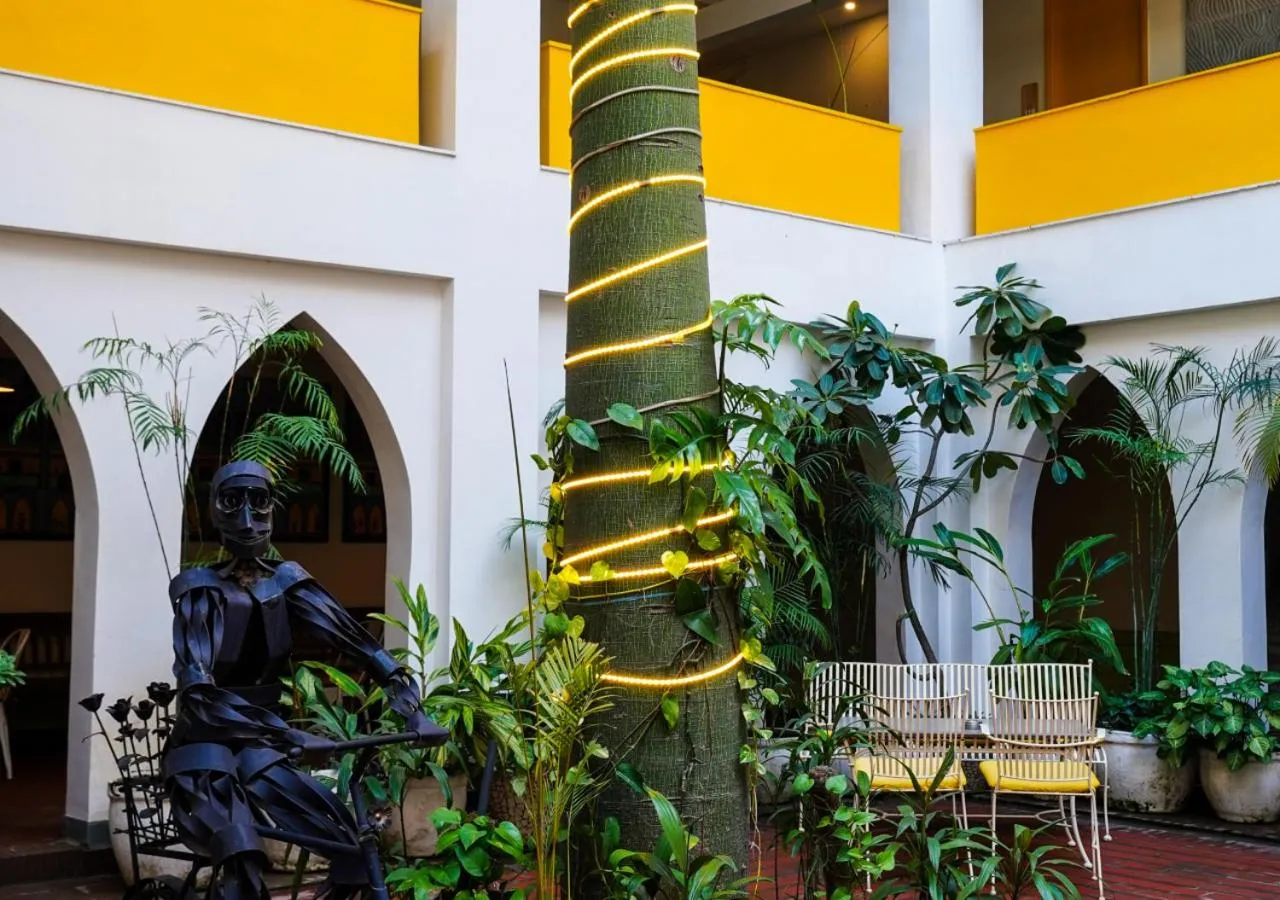 Garden in Bloom Boutique l Signature Towers