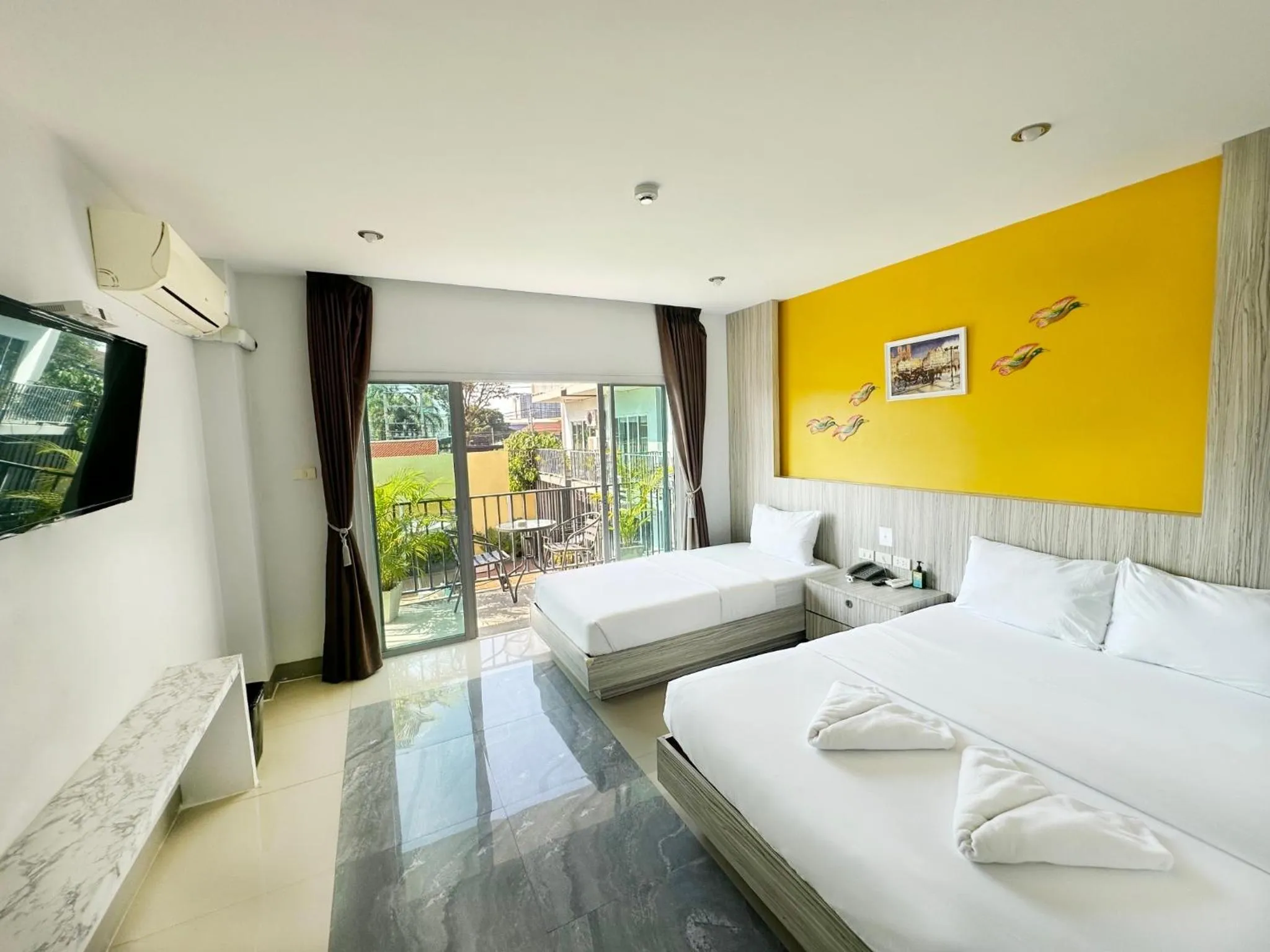 Bedroom, Bed in Anantra Pattaya Resort