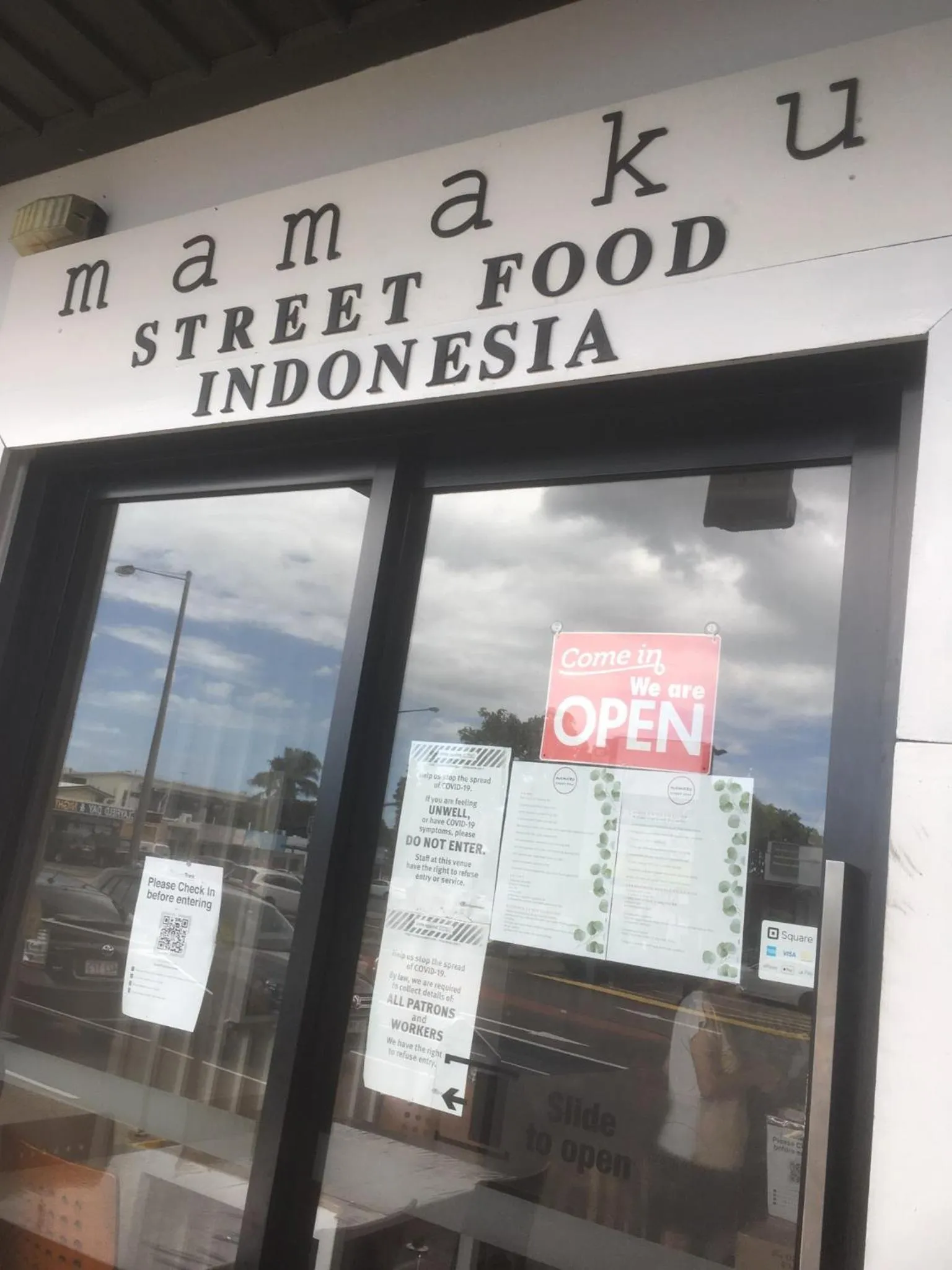 Restaurant/places to eat in Airport Clayfield Motel