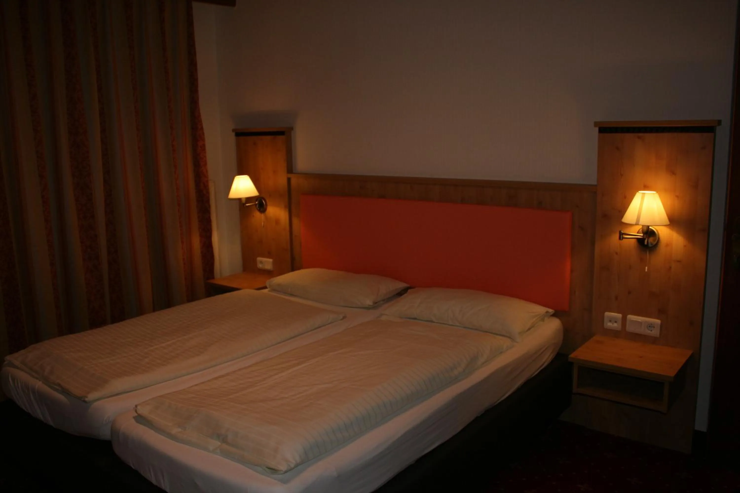 Bed in Hotel Lindwurm