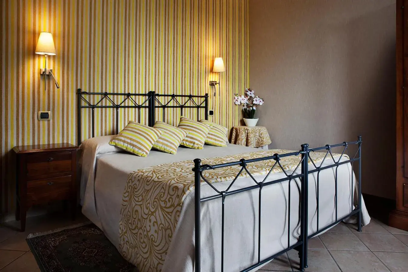 Double Room in Casa Nicolini Double Room in Casa Nicolini