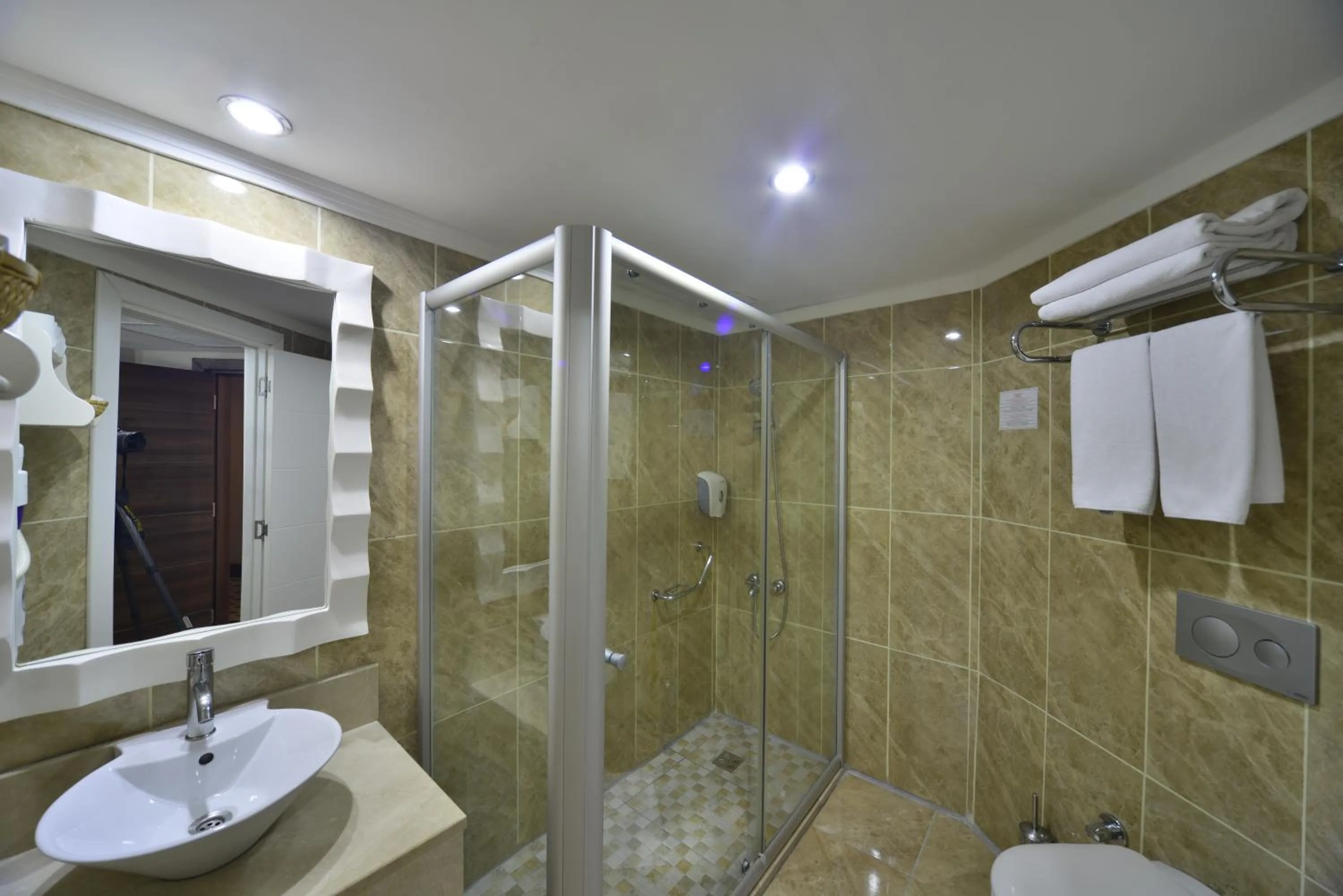 Bathroom in Linda Resort Hotel