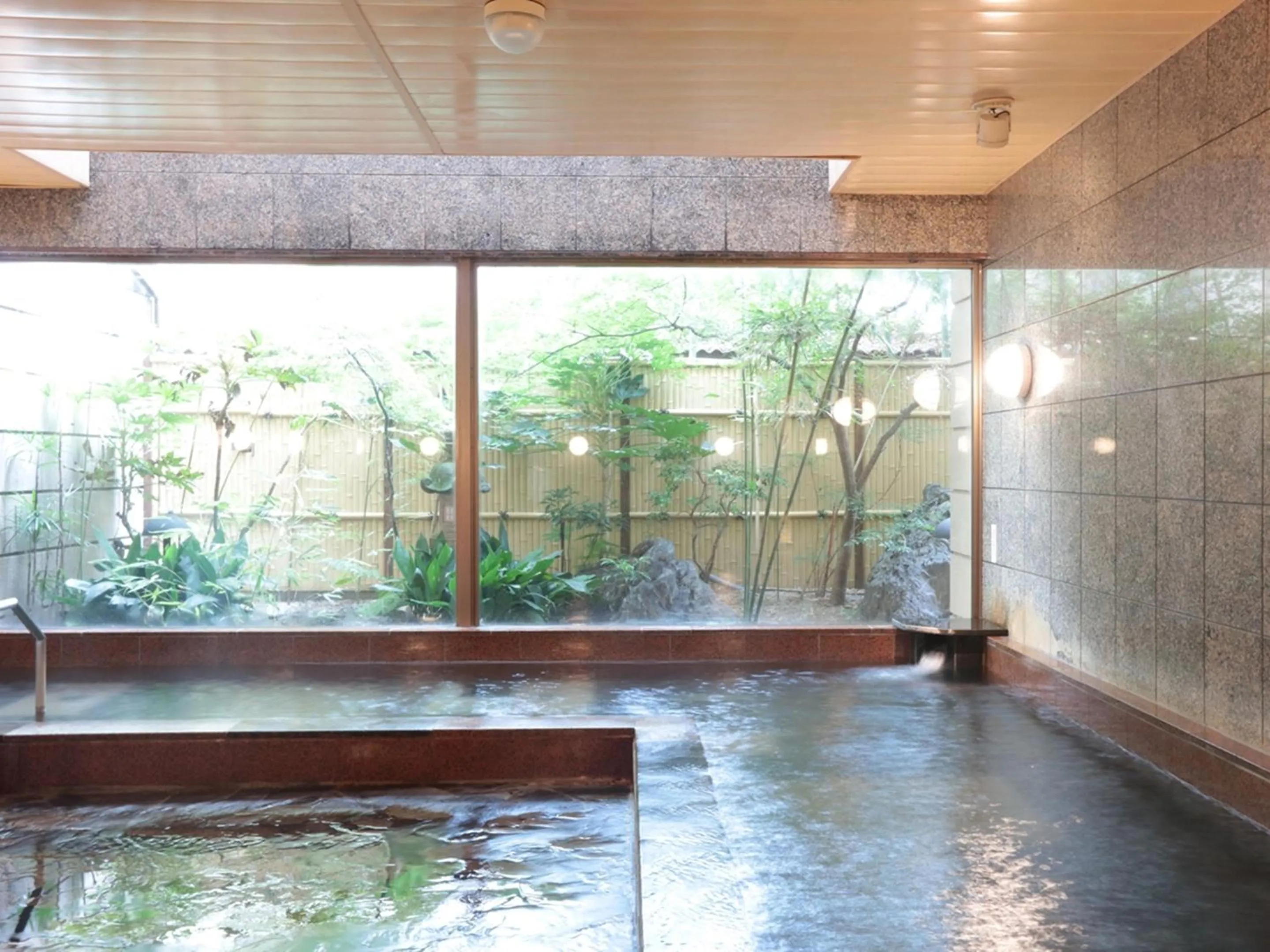 Hot Spring Bath in Tottori Onsen Hotel Monarque Tottori